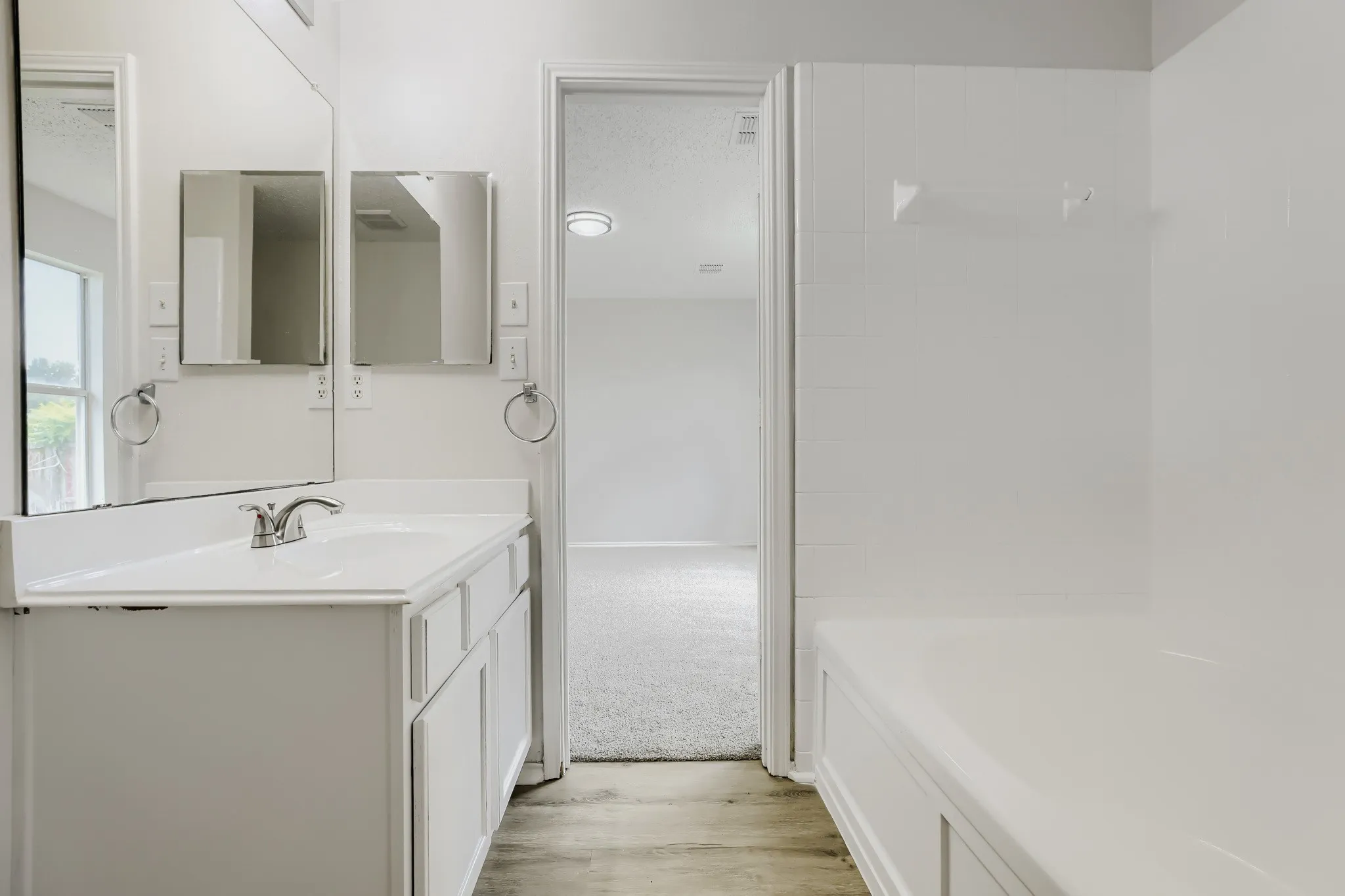 Single Family Residence For Sale in Collin County , 1625 White Oak Road, Anna, Texas 75409, 3 Bedroom, 2 Bathroom, 2 Garage spaces, 1,237 Sqft, built in 2002, mls#21333501, Real Estate Agent in Anna, Homes For Sale in Collin county, Homes For Sale in Anna, Realtor in Anna Texas, Real Estate Brokerage Independent Realty Texas, Luminita Cordes Realtor