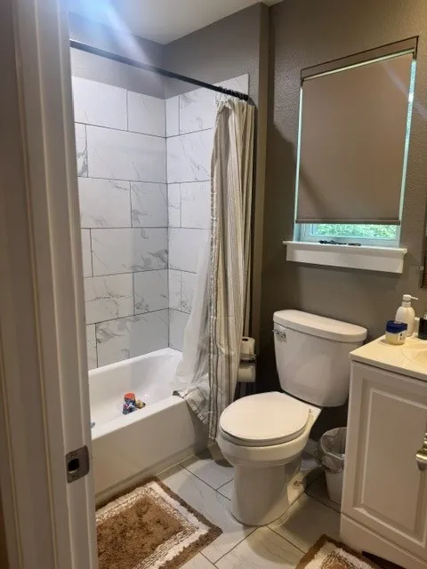 Single Family Residence For Sale in Hunt County , 301 Indian Oaks Trail, West Tawakoni, Texas 75474, 3 Bedrooms, 2 Bathrooms, 1 Garage spaces, 1,220 Sqft, built in 2022, Price $199,000, mls#21336426, Real Estate Agent in West Tawakoni, Homes For Sale in Hunt county, Homes For Sale in West Tawakoni, Realtor in West Tawakoni Texas, Real Estate Brokerage Independent Realty Texas, Luminita Cordes Realtor