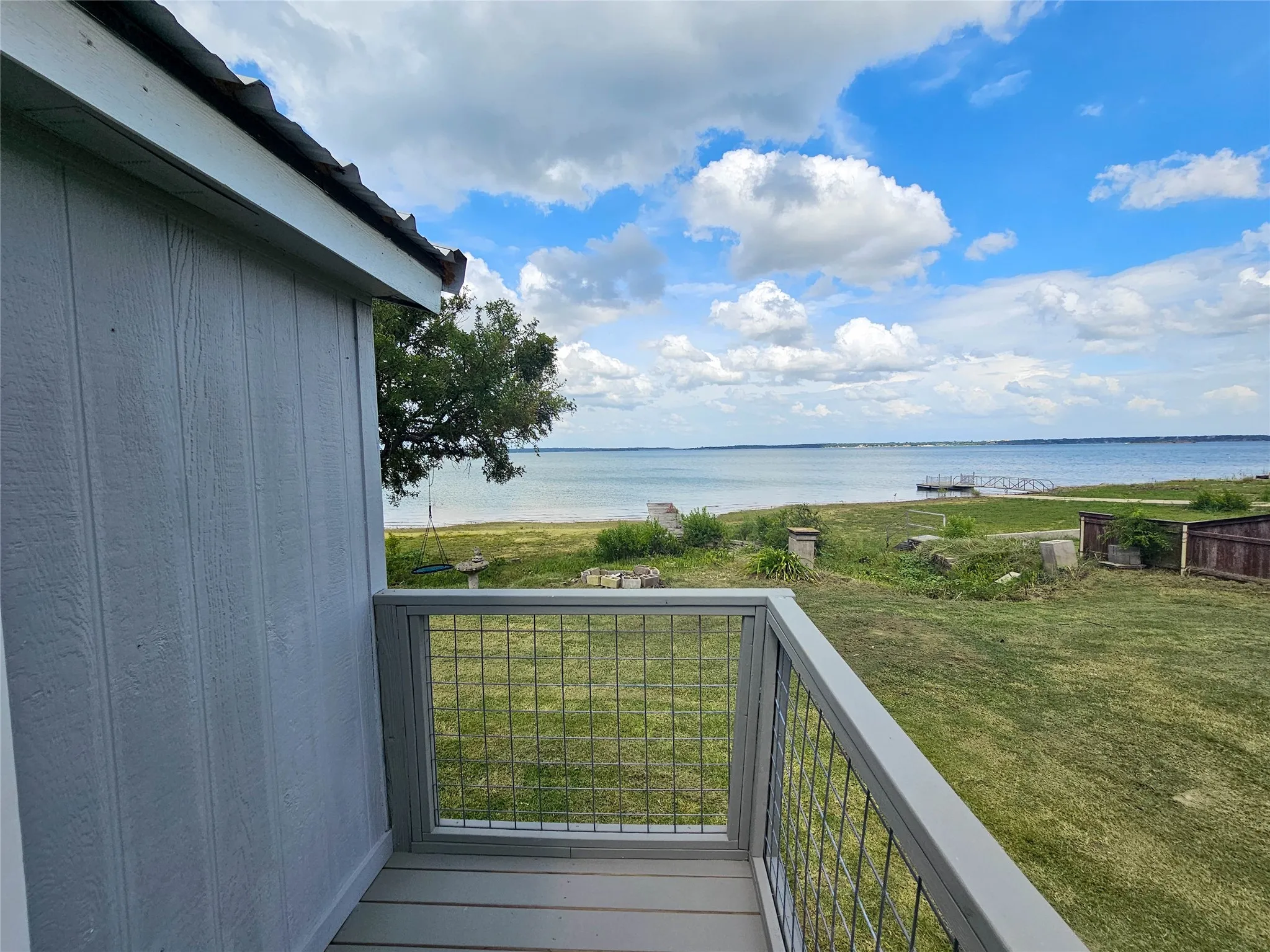 Mobile Home For Sale in Wise County , 372 Meadow Pond Court, Runaway Bay, Texas 76426, 3 Bedroom, 2 Bathroom, Garage spaces, 1,984 Sqft, built in 2005, mls#21336500, Real Estate Agent in Runaway Bay, Homes For Sale in Wise county, Homes For Sale in Runaway Bay, Realtor in Runaway Bay Texas, Real Estate Brokerage Independent Realty Texas, Luminita Cordes Realtor