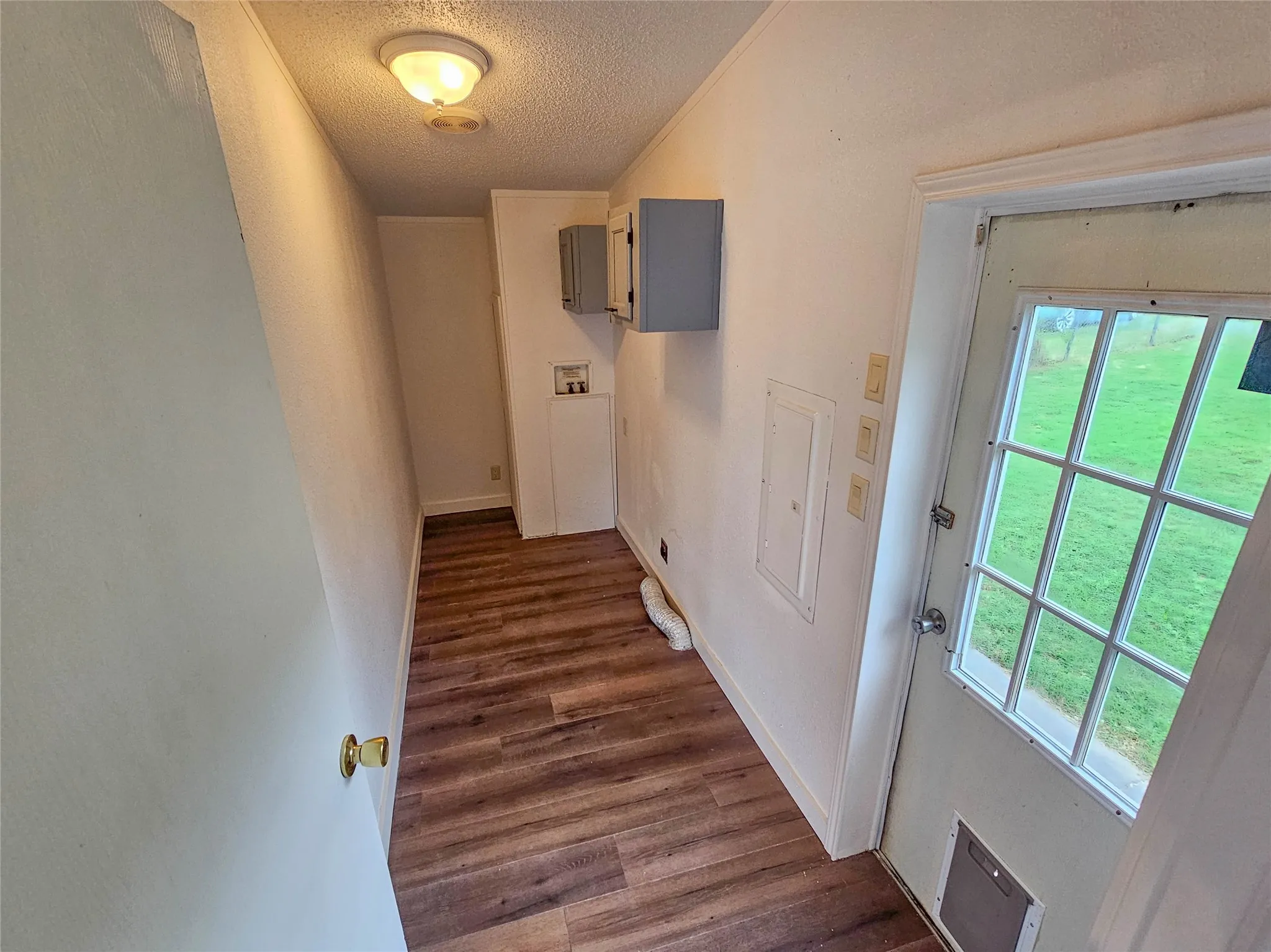 Mobile Home For Sale in Wise County , 372 Meadow Pond Court, Runaway Bay, Texas 76426, 3 Bedroom, 2 Bathroom, Garage spaces, 1,984 Sqft, built in 2005, mls#21336500, Real Estate Agent in Runaway Bay, Homes For Sale in Wise county, Homes For Sale in Runaway Bay, Realtor in Runaway Bay Texas, Real Estate Brokerage Independent Realty Texas, Luminita Cordes Realtor