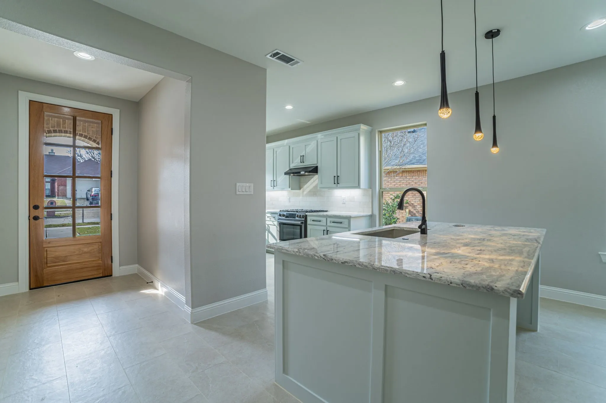 Single Family Residence For Sale in Dallas County , 8319 Deep Green Drive, Dallas, Texas 75249, 4 Bedroom, 4 Bathroom, 2 Garage spaces, 2,623 Sqft, built in 2025, mls#21336505, Real Estate Agent in Dallas, Homes For Sale in Dallas county, Homes For Sale in Dallas, Realtor in Dallas Texas, Real Estate Brokerage Independent Realty Texas, Luminita Cordes Realtor