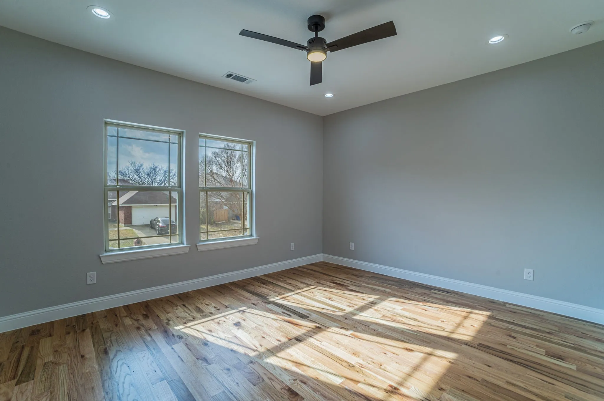 Single Family Residence For Sale in Dallas County , 8319 Deep Green Drive, Dallas, Texas 75249, 4 Bedroom, 4 Bathroom, 2 Garage spaces, 2,623 Sqft, built in 2025, mls#21336505, Real Estate Agent in Dallas, Homes For Sale in Dallas county, Homes For Sale in Dallas, Realtor in Dallas Texas, Real Estate Brokerage Independent Realty Texas, Luminita Cordes Realtor