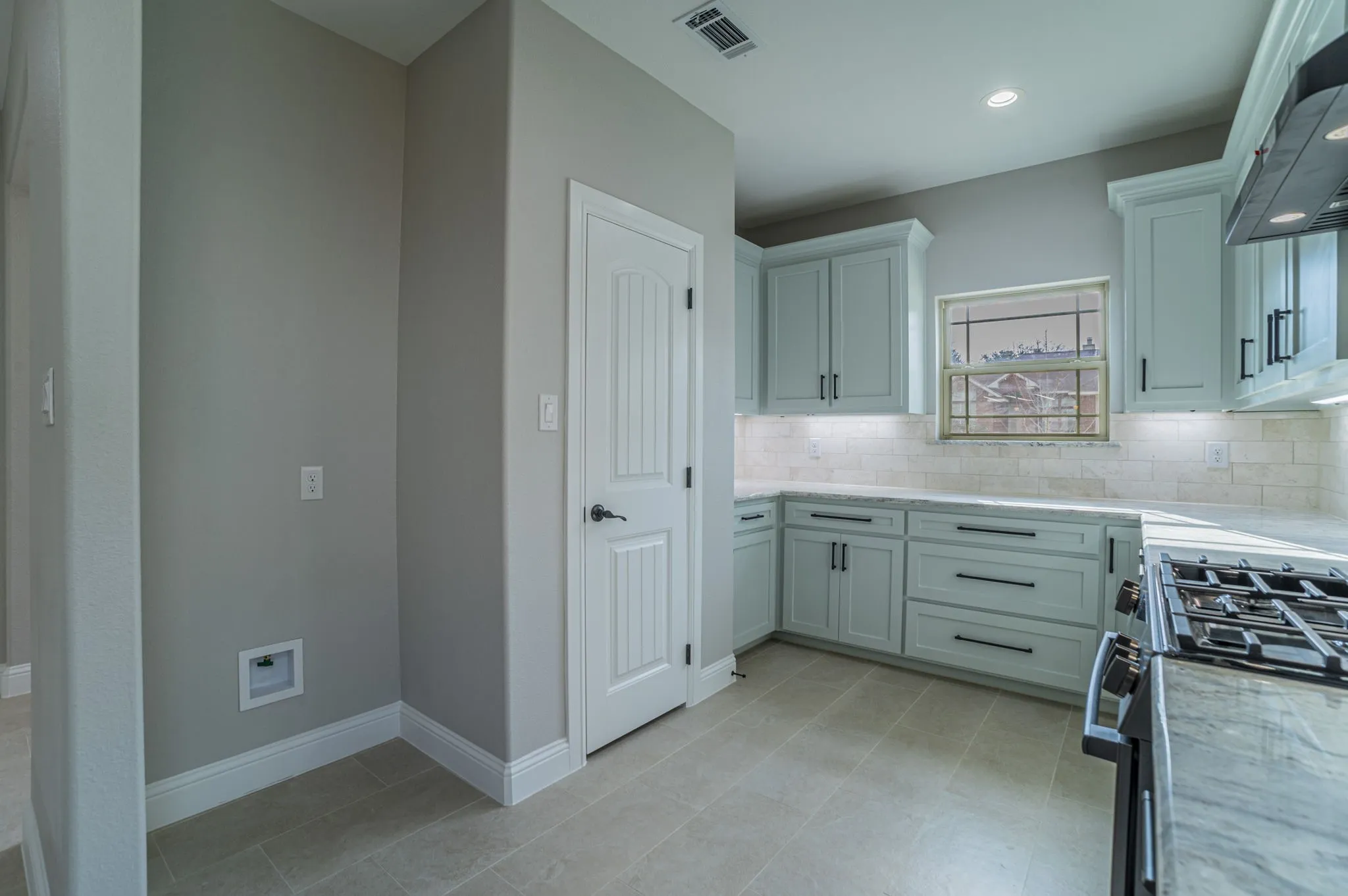 Single Family Residence For Sale in Dallas County , 8319 Deep Green Drive, Dallas, Texas 75249, 4 Bedroom, 4 Bathroom, 2 Garage spaces, 2,623 Sqft, built in 2025, mls#21336505, Real Estate Agent in Dallas, Homes For Sale in Dallas county, Homes For Sale in Dallas, Realtor in Dallas Texas, Real Estate Brokerage Independent Realty Texas, Luminita Cordes Realtor