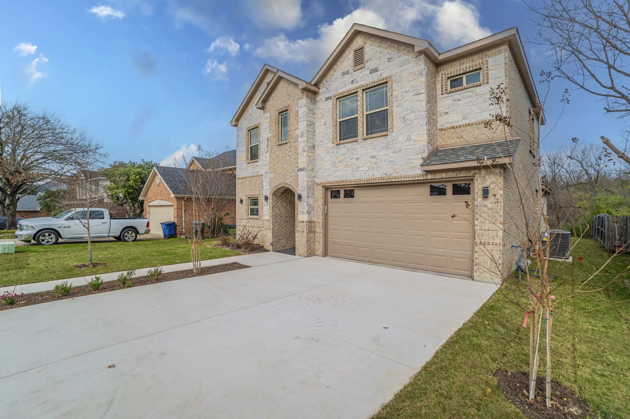 Single Family Residence For Sale in Dallas County , 8319 Deep Green Drive, Dallas, Texas 75249, 4 Bedroom, 4 Bathroom, 2 Garage spaces, 2,623 Sqft, built in 2025, mls#21336505, Real Estate Agent in Dallas, Homes For Sale in Dallas county, Homes For Sale in Dallas, Realtor in Dallas Texas, Real Estate Brokerage Independent Realty Texas, Luminita Cordes Realtor