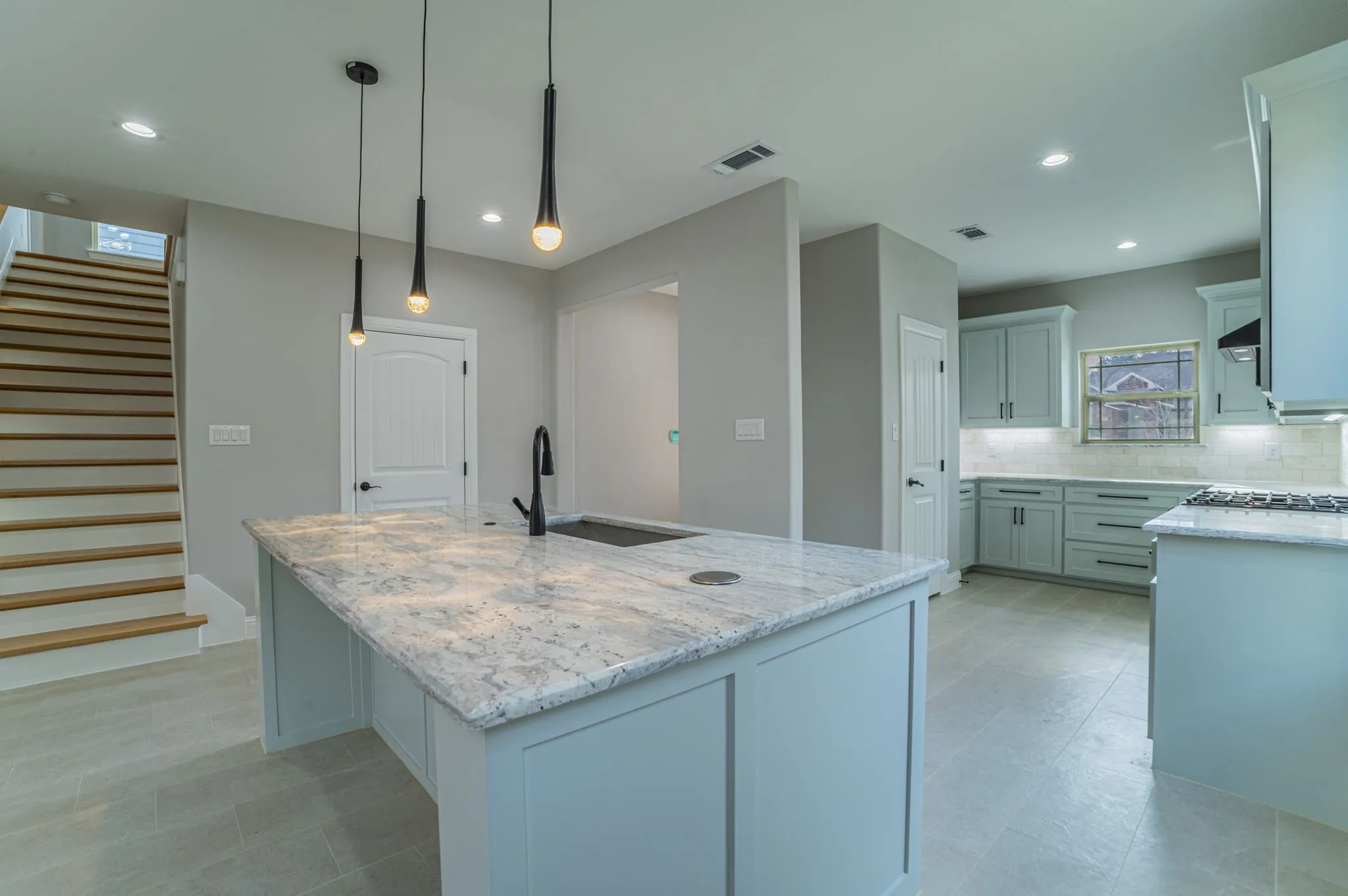 Single Family Residence For Sale in Dallas County , 8319 Deep Green Drive, Dallas, Texas 75249, 4 Bedroom, 4 Bathroom, 2 Garage spaces, 2,623 Sqft, built in 2025, mls#21336505, Real Estate Agent in Dallas, Homes For Sale in Dallas county, Homes For Sale in Dallas, Realtor in Dallas Texas, Real Estate Brokerage Independent Realty Texas, Luminita Cordes Realtor