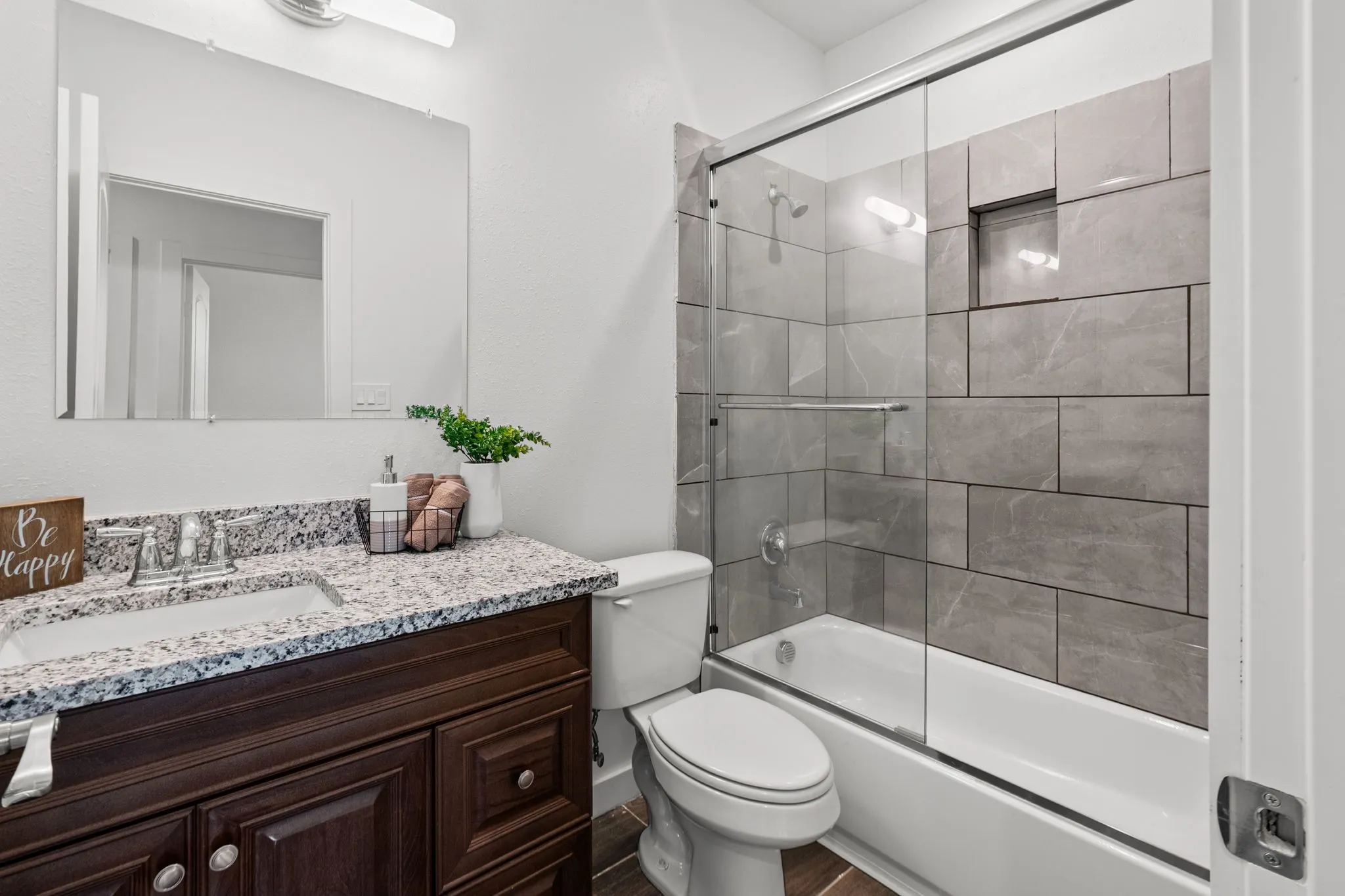 Single Family Residence For Sale in Hunt County , 3830 Mc Dougal Street, Greenville, Texas 75401, 3 Bedroom, 2 Bathroom, 2 Garage spaces, 1,903 Sqft, built in 2023, mls#21336361, Real Estate Agent in Greenville, Homes For Sale in Hunt county, Homes For Sale in Greenville, Realtor in Greenville Texas, Real Estate Brokerage Independent Realty Texas, Luminita Cordes Realtor