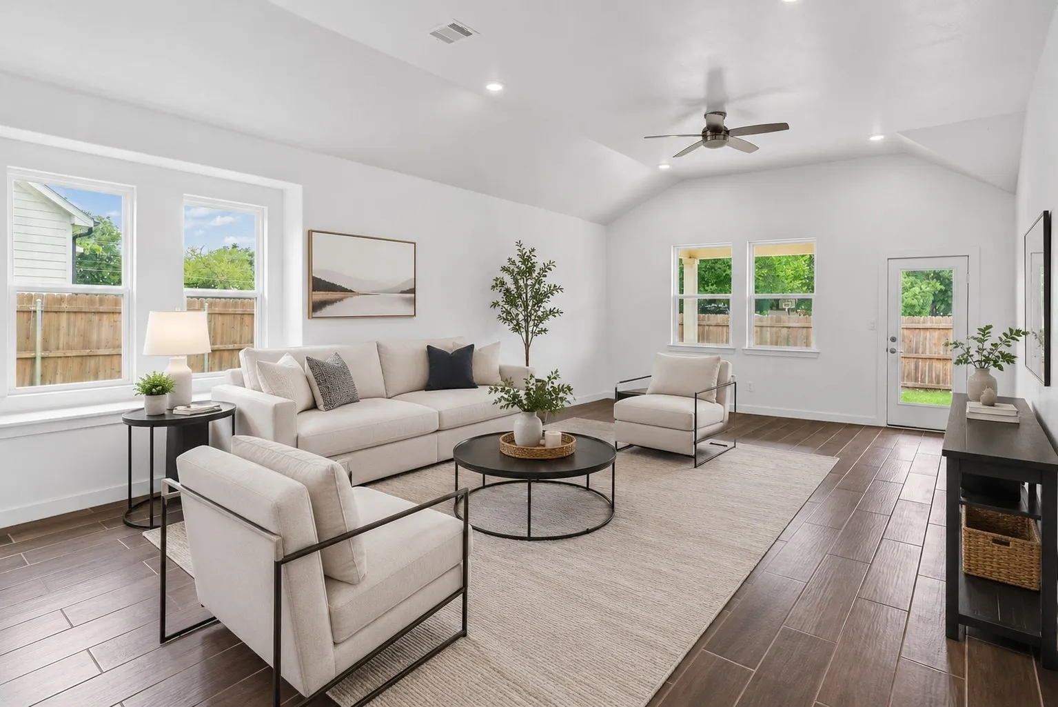 Single Family Residence For Sale in Hunt County , 3830 Mc Dougal Street, Greenville, Texas 75401, 3 Bedroom, 2 Bathroom, 2 Garage spaces, 1,903 Sqft, built in 2023, mls#21336361, Real Estate Agent in Greenville, Homes For Sale in Hunt county, Homes For Sale in Greenville, Realtor in Greenville Texas, Real Estate Brokerage Independent Realty Texas, Luminita Cordes Realtor