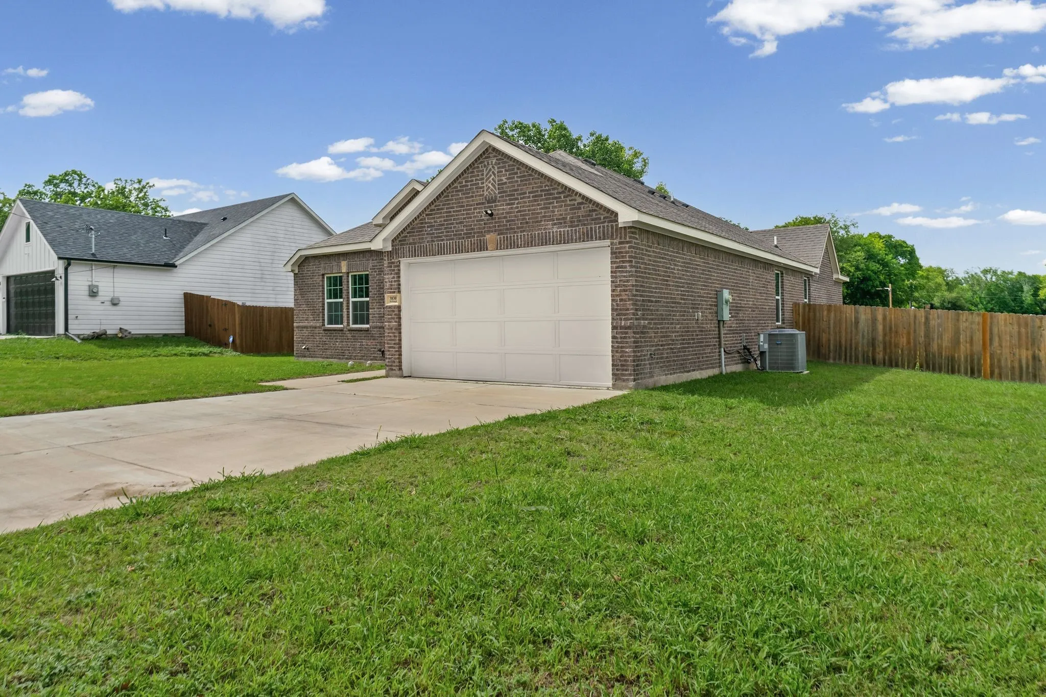 Single Family Residence For Sale in Hunt County , 3830 Mc Dougal Street, Greenville, Texas 75401, 3 Bedroom, 2 Bathroom, 2 Garage spaces, 1,903 Sqft, built in 2023, mls#21336361, Real Estate Agent in Greenville, Homes For Sale in Hunt county, Homes For Sale in Greenville, Realtor in Greenville Texas, Real Estate Brokerage Independent Realty Texas, Luminita Cordes Realtor