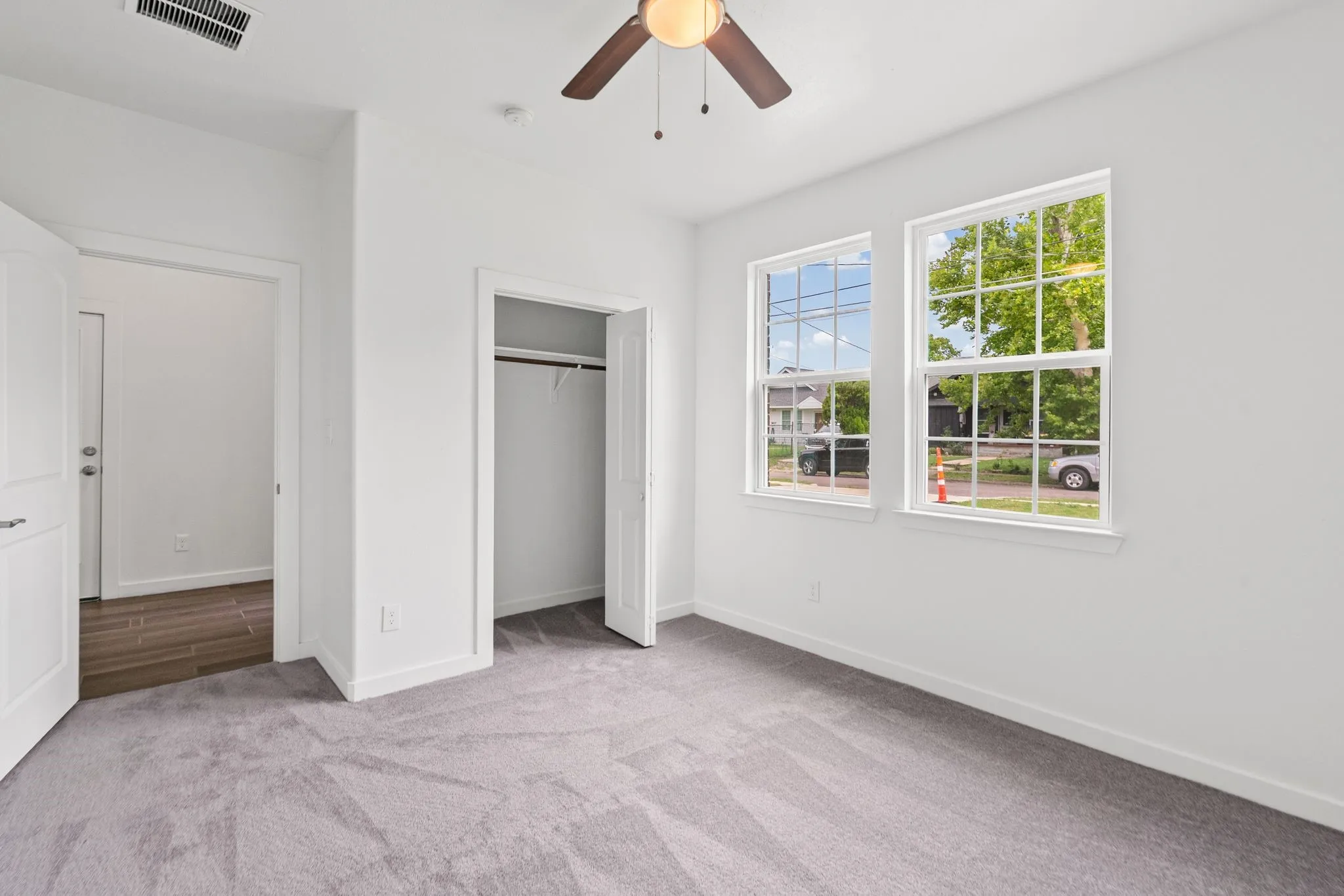 Single Family Residence For Sale in Hunt County , 3830 Mc Dougal Street, Greenville, Texas 75401, 3 Bedroom, 2 Bathroom, 2 Garage spaces, 1,903 Sqft, built in 2023, mls#21336361, Real Estate Agent in Greenville, Homes For Sale in Hunt county, Homes For Sale in Greenville, Realtor in Greenville Texas, Real Estate Brokerage Independent Realty Texas, Luminita Cordes Realtor