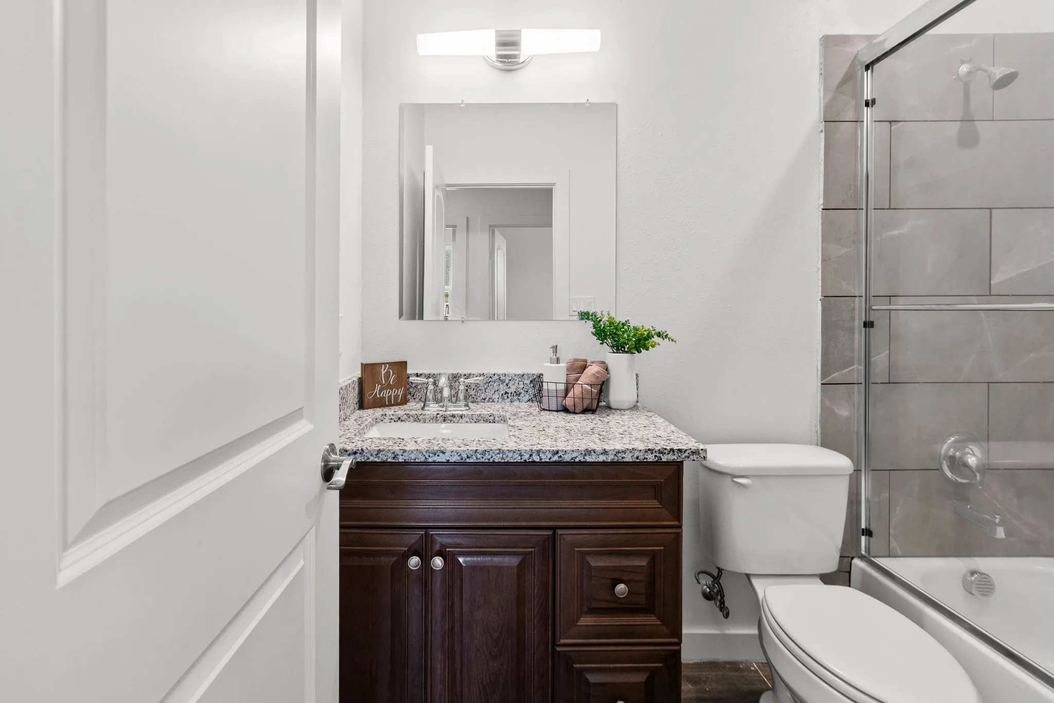Single Family Residence For Sale in Hunt County , 3830 Mc Dougal Street, Greenville, Texas 75401, 3 Bedroom, 2 Bathroom, 2 Garage spaces, 1,903 Sqft, built in 2023, mls#21336361, Real Estate Agent in Greenville, Homes For Sale in Hunt county, Homes For Sale in Greenville, Realtor in Greenville Texas, Real Estate Brokerage Independent Realty Texas, Luminita Cordes Realtor