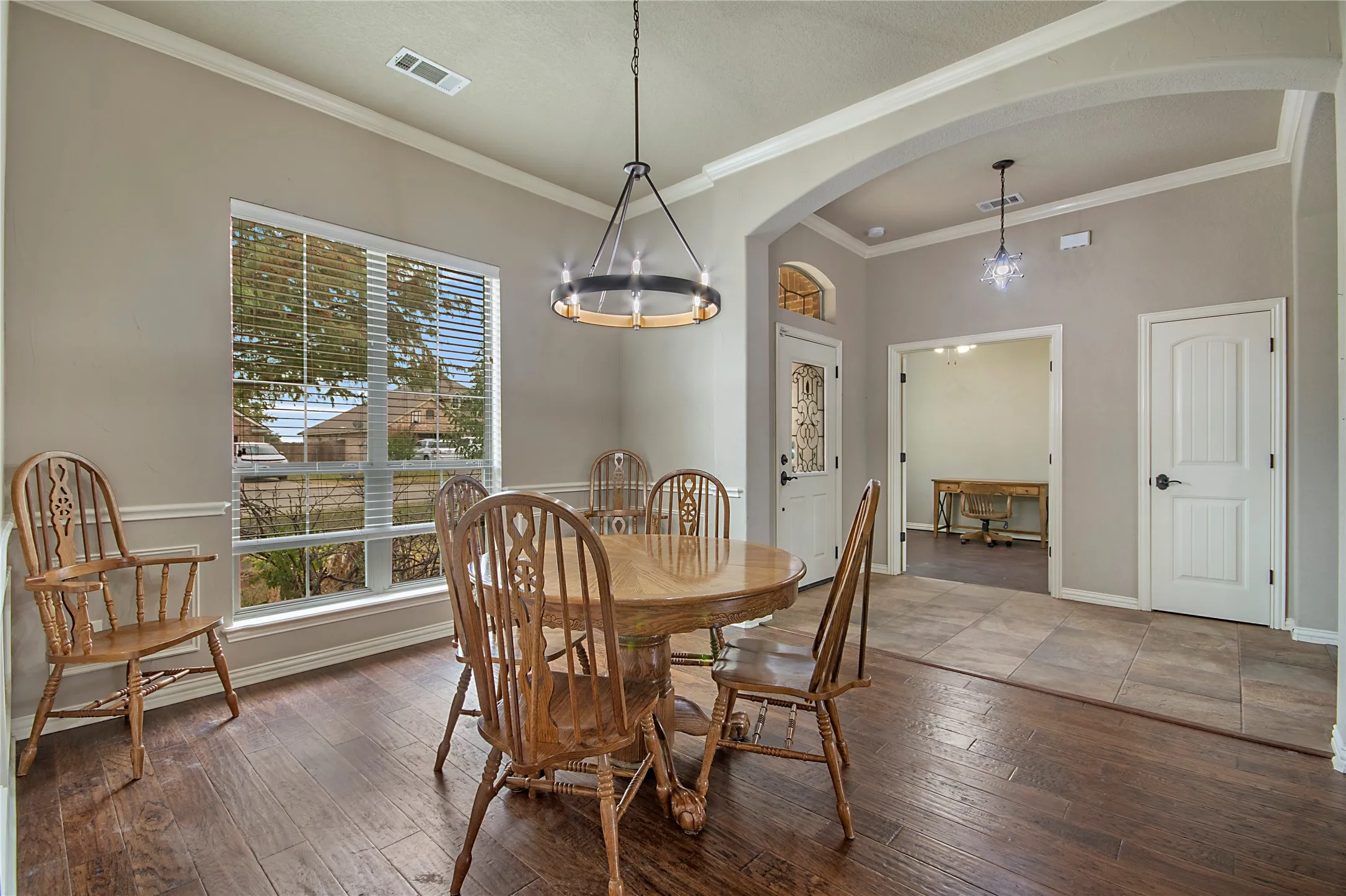 Single Family Residence For Sale in Denton County , 2505 Wichita Trail, Sanger, Texas 76266, 4 Bedroom, 3 Bathroom, 2 Garage spaces, 2,192 Sqft, built in 2008, mls#21336518, Real Estate Agent in Sanger, Homes For Sale in Denton county, Homes For Sale in Sanger, Realtor in Sanger Texas, Real Estate Brokerage Independent Realty Texas, Luminita Cordes Realtor