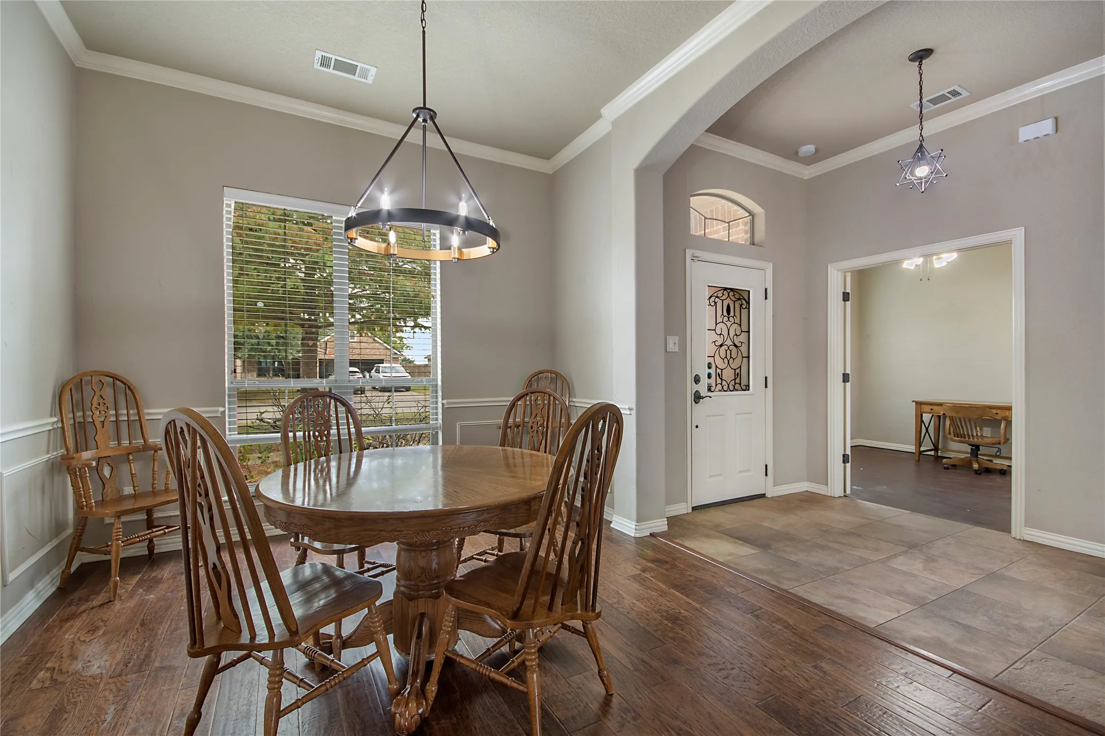 Single Family Residence For Sale in Denton County , 2505 Wichita Trail, Sanger, Texas 76266, 4 Bedroom, 3 Bathroom, 2 Garage spaces, 2,192 Sqft, built in 2008, mls#21336518, Real Estate Agent in Sanger, Homes For Sale in Denton county, Homes For Sale in Sanger, Realtor in Sanger Texas, Real Estate Brokerage Independent Realty Texas, Luminita Cordes Realtor