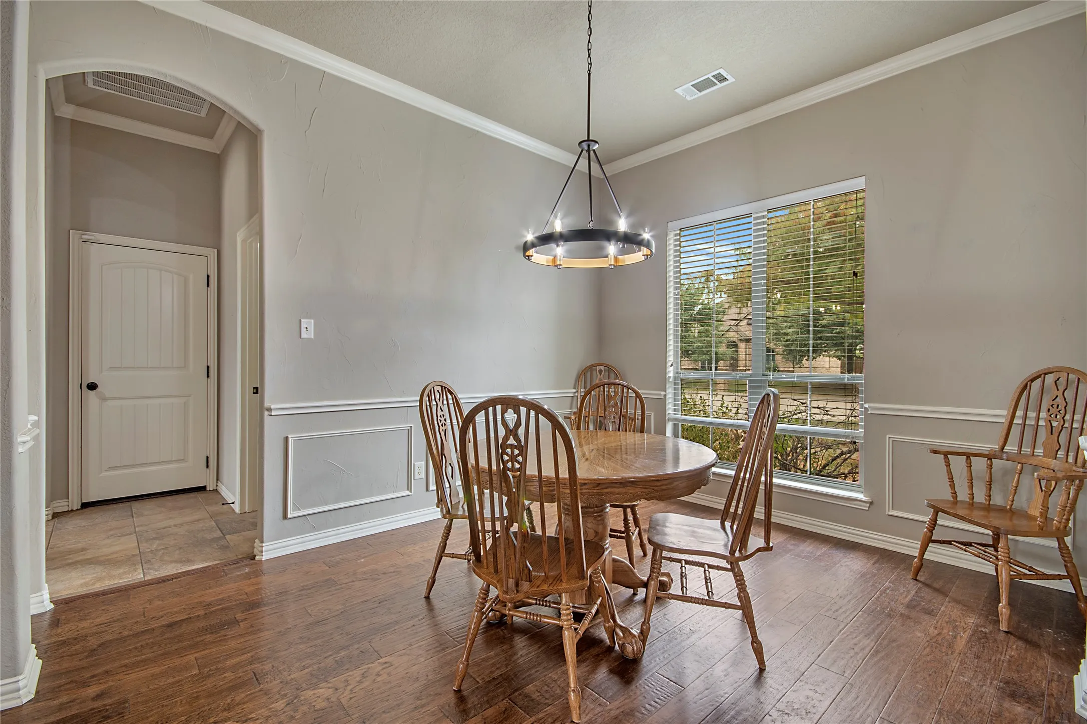 Single Family Residence For Sale in Denton County , 2505 Wichita Trail, Sanger, Texas 76266, 4 Bedroom, 3 Bathroom, 2 Garage spaces, 2,192 Sqft, built in 2008, mls#21336518, Real Estate Agent in Sanger, Homes For Sale in Denton county, Homes For Sale in Sanger, Realtor in Sanger Texas, Real Estate Brokerage Independent Realty Texas, Luminita Cordes Realtor