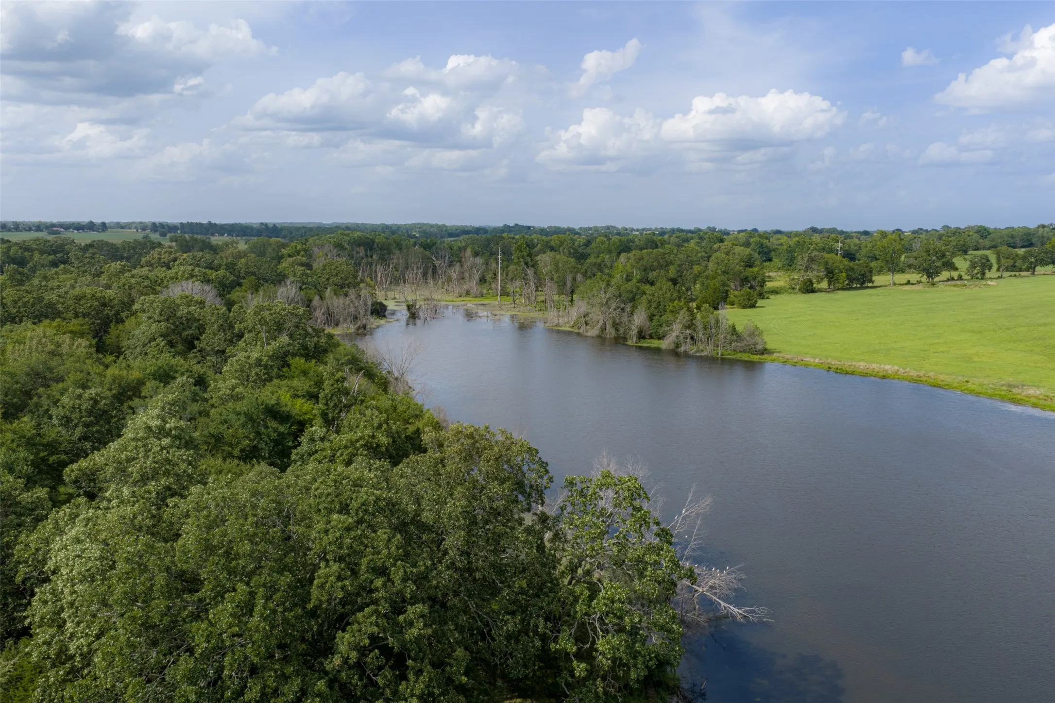 Farm For Sale in Henderson County , 13053 County Road 3806 3805, Murchison, Texas 75778, 6 Bedrooms, 5 Bathrooms, 3 Garage spaces, 3,482 Sqft, built in 1984, Price $2,325,000, mls#21336528, Real Estate Agent in Murchison, Homes For Sale in Henderson county, Homes For Sale in Murchison, Realtor in Murchison Texas, Real Estate Brokerage Independent Realty Texas, Luminita Cordes Realtor