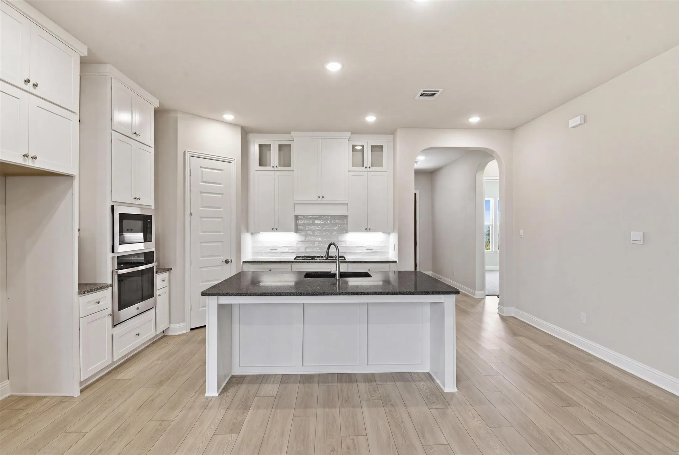 Single Family Residence For Rent in Dallas County , 2524 Ballaster Mews, Rowlett, Texas 75088, 3 Bedroom, 2 Bathroom, 2 Garage spaces, 2,161 Sqft, built in 2026, mls#21336414, Real Estate Agent in Rowlett, Homes For Rent in Dallas county, Homes For Rent in Rowlett, Realtor in Rowlett Texas, Real Estate Brokerage Independent Realty Texas, Luminita Cordes Realtor