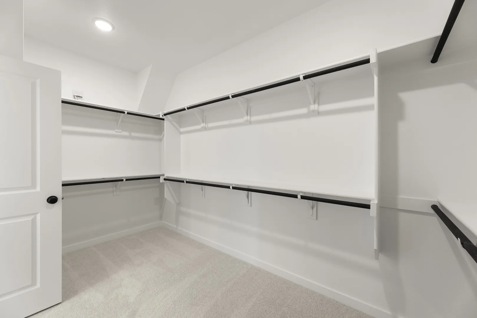24. 4313 Bellflower - Closet