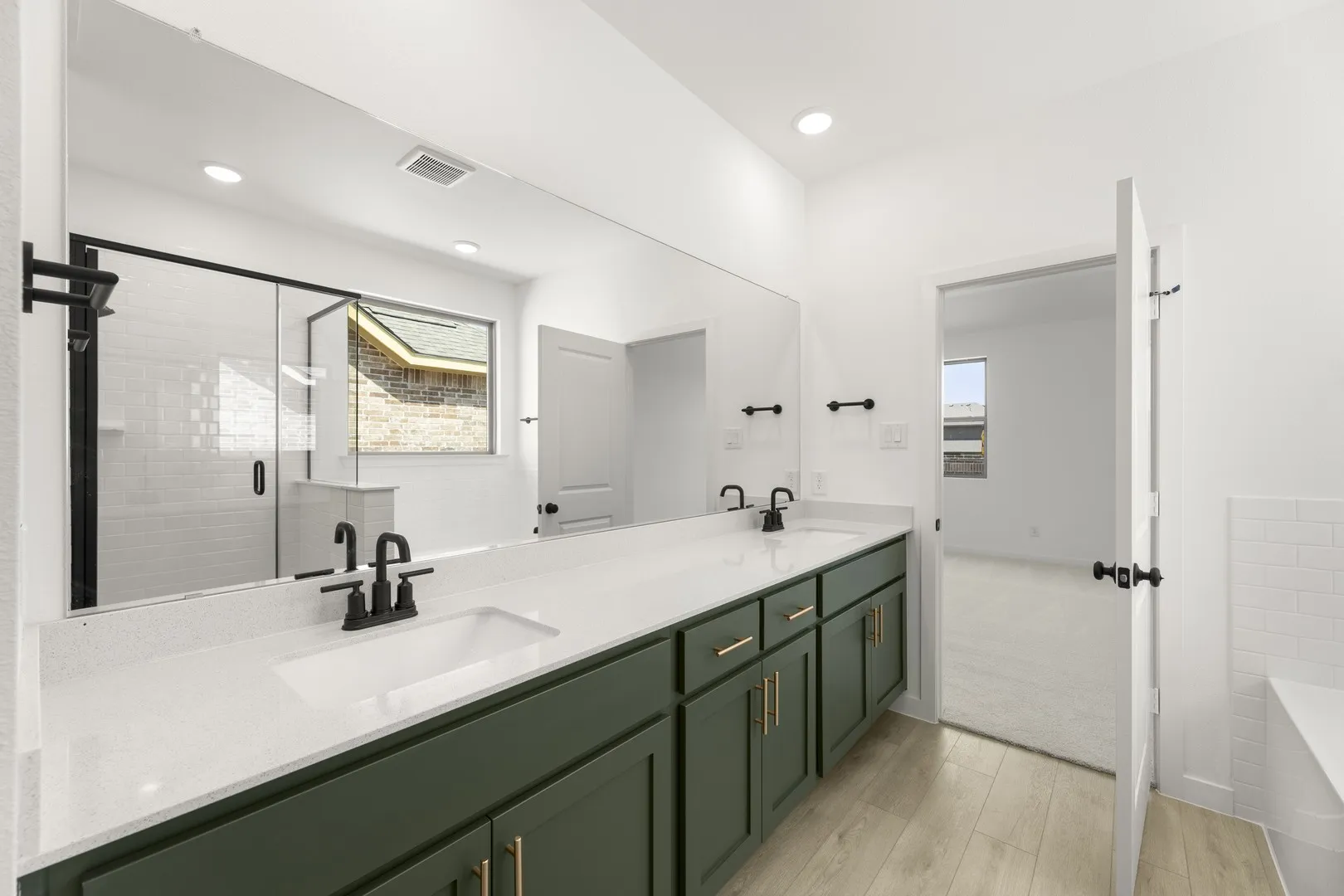21. 4313 Bellflower - Bath (3)