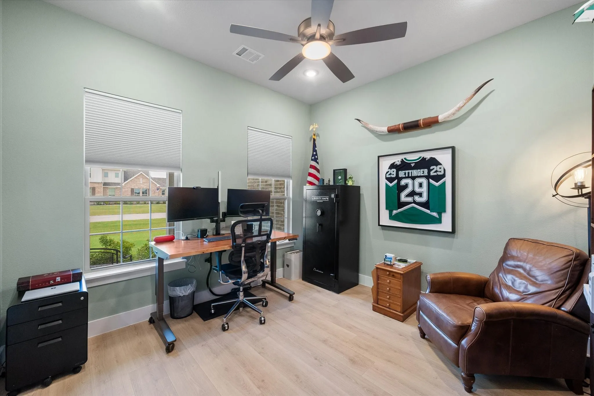 Single Family Residence For Sale in Ellis County , 4550 Night Hawk Trail, Waxahachie, Texas 75165, 4 Bedroom, 3 Bathroom, 2 Garage spaces, 2,768 Sqft, built in 2025, mls#21336084, Real Estate Agent in Waxahachie, Homes For Sale in Ellis county, Homes For Sale in Waxahachie, Realtor in Waxahachie Texas, Real Estate Brokerage Independent Realty Texas, Luminita Cordes Realtor