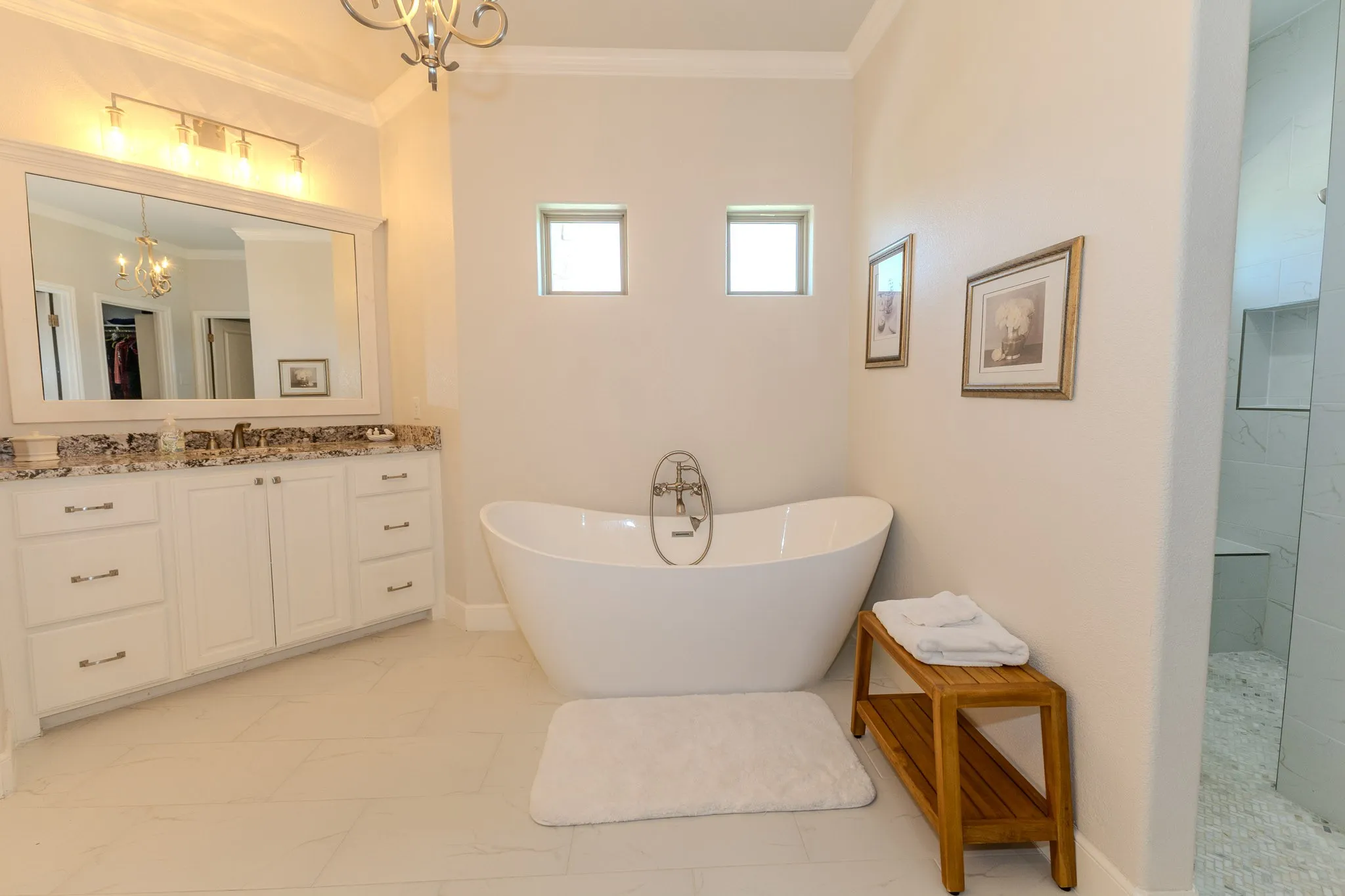 Single Family Residence For Sale in Taylor County , 374 Brazos Drive, Abilene, Texas 79602, 4 Bedroom, 2 Bathroom, 2 Garage spaces, 1,971 Sqft, built in 2017, mls#21336563, Real Estate Agent in Abilene, Homes For Sale in Taylor county, Homes For Sale in Abilene, Realtor in Abilene Texas, Real Estate Brokerage Independent Realty Texas, Luminita Cordes Realtor