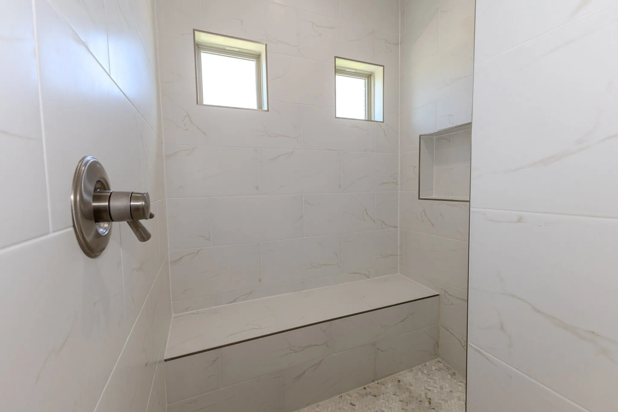 Single Family Residence For Sale in Taylor County , 374 Brazos Drive, Abilene, Texas 79602, 4 Bedroom, 2 Bathroom, 2 Garage spaces, 1,971 Sqft, built in 2017, mls#21336563, Real Estate Agent in Abilene, Homes For Sale in Taylor county, Homes For Sale in Abilene, Realtor in Abilene Texas, Real Estate Brokerage Independent Realty Texas, Luminita Cordes Realtor