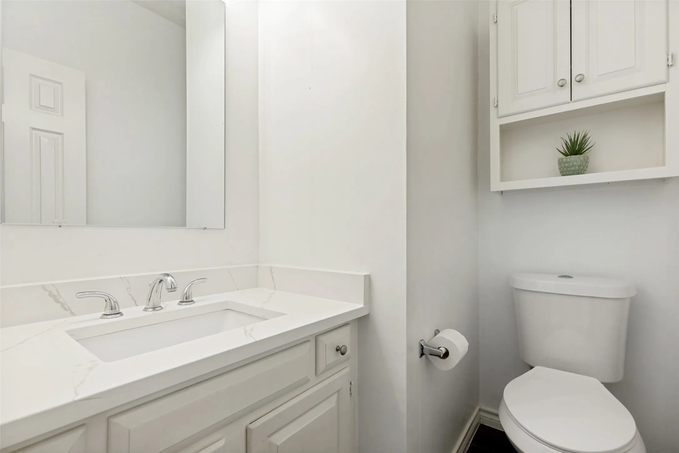 2nd bathroom