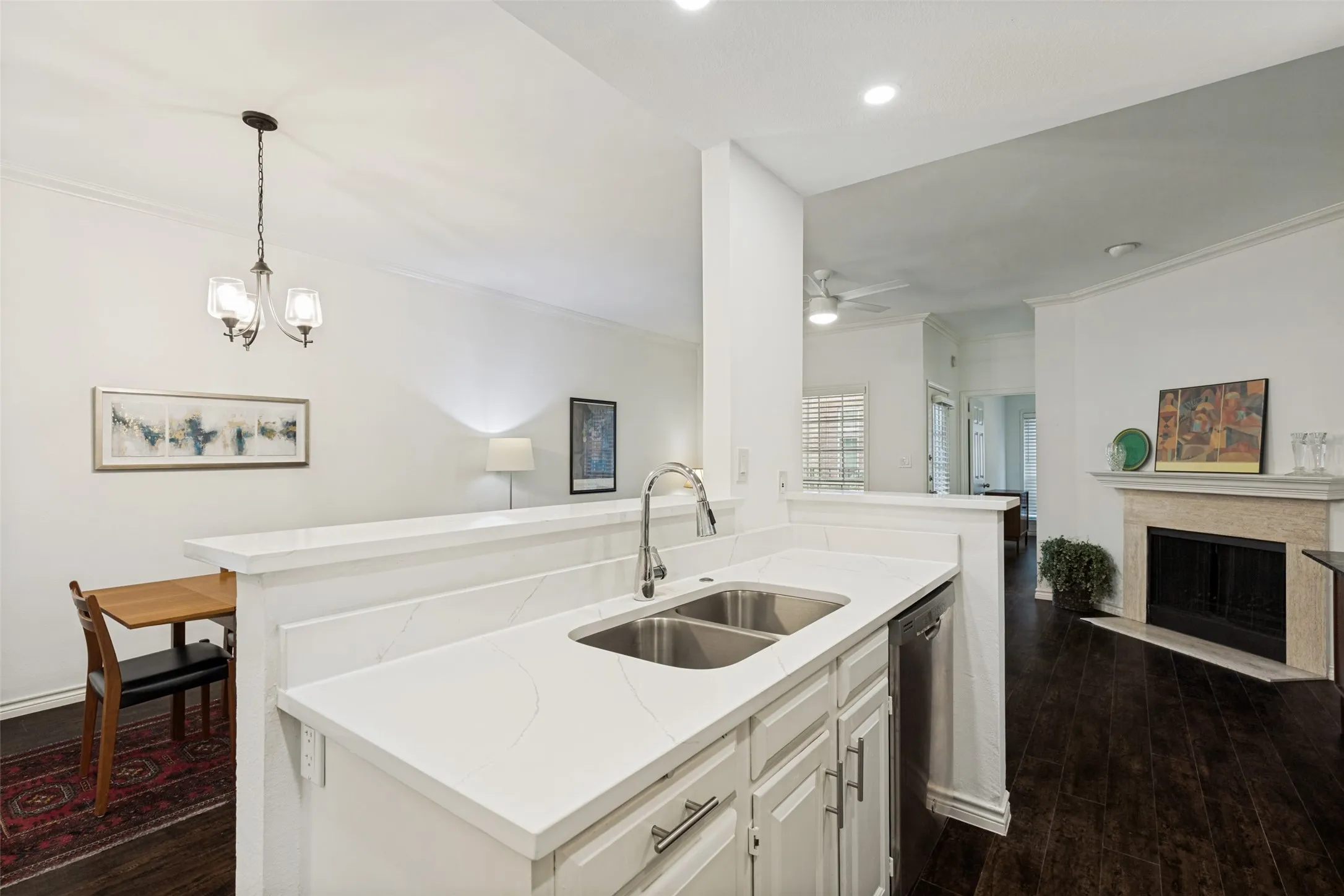 Double basin stainless steel sink