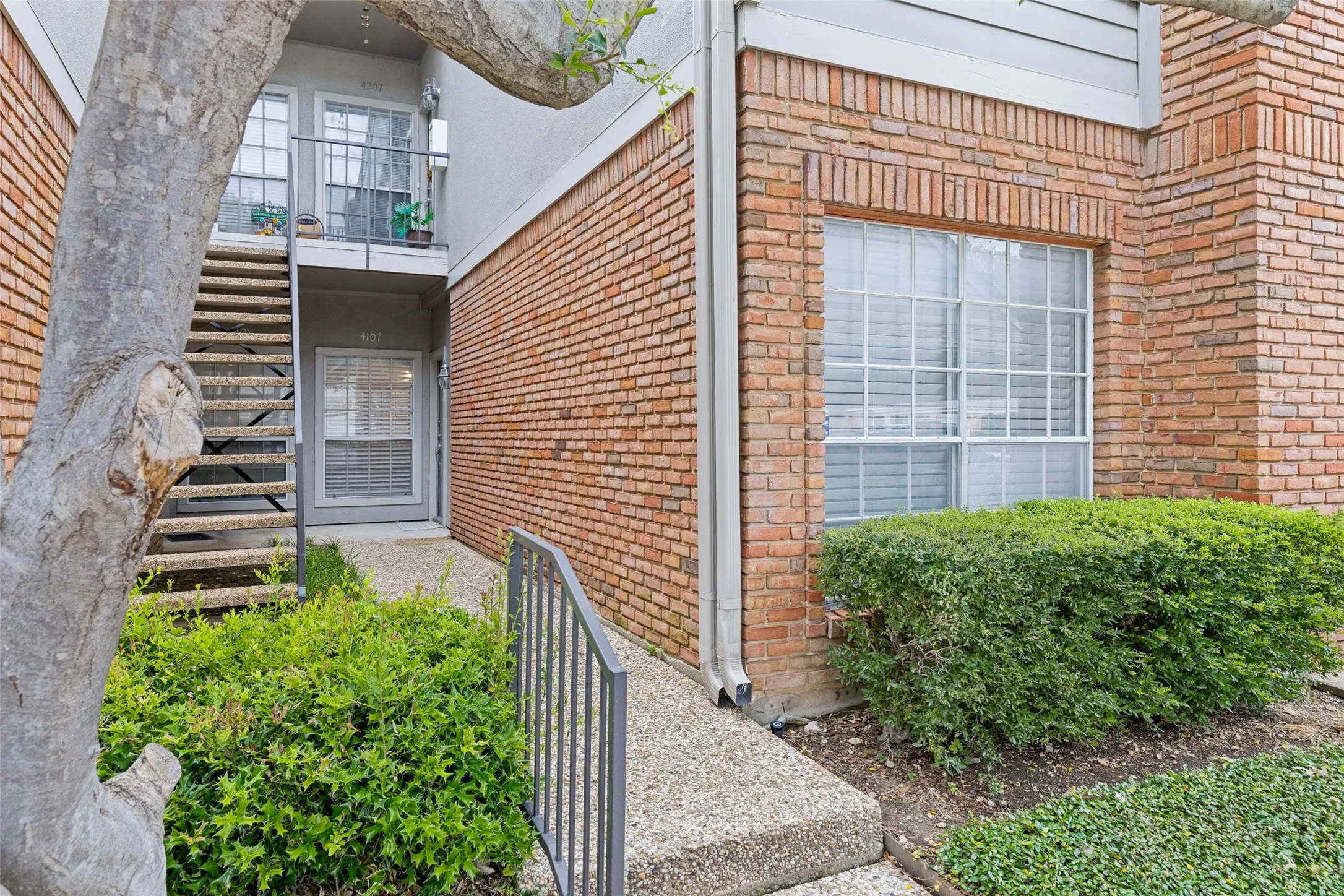 First floor unit