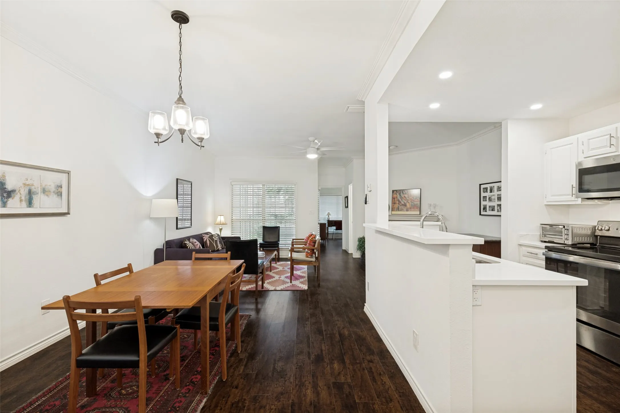 Condominium For Sale in Dallas County , 12680 Hillcrest Road 4107, Dallas, Texas 75230, 2 Bedroom, 2 Bathroom, Garage spaces, 975 Sqft, built in 1983, Price $249,000, mls#21335901, Real Estate Agent in Dallas, Homes For Sale in Dallas county, Homes For Sale in Dallas, Realtor in Dallas Texas, Real Estate Brokerage Independent Realty Texas, Luminita Cordes Realtor
