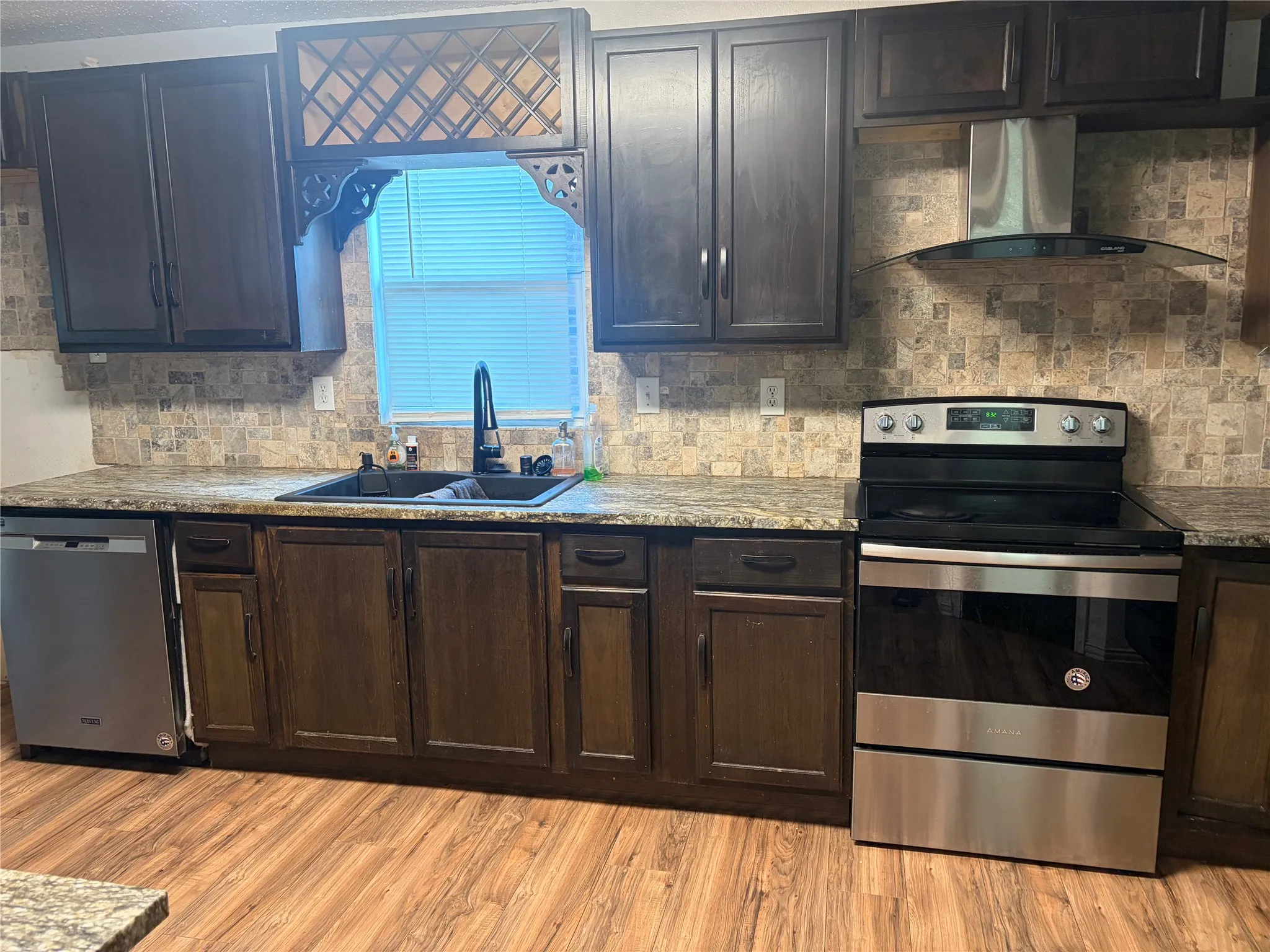 Single Family Residence For Sale in Dallas County , 1229 Longleaf Drive, Cedar Hill, Texas 75104, 5 Bedroom, 3 Bathroom, 2 Garage spaces, 3,648 Sqft, built in 2002, mls#21336575, Real Estate Agent in Cedar Hill, Homes For Sale in Dallas county, Homes For Sale in Cedar Hill, Realtor in Cedar Hill Texas, Real Estate Brokerage Independent Realty Texas, Luminita Cordes Realtor