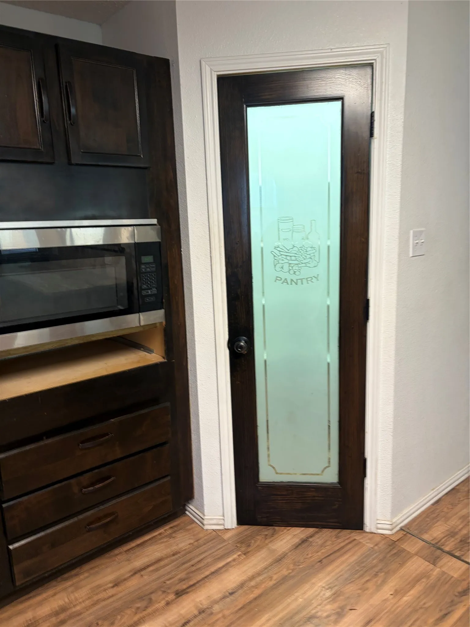 Single Family Residence For Sale in Dallas County , 1229 Longleaf Drive, Cedar Hill, Texas 75104, 5 Bedroom, 3 Bathroom, 2 Garage spaces, 3,648 Sqft, built in 2002, mls#21336575, Real Estate Agent in Cedar Hill, Homes For Sale in Dallas county, Homes For Sale in Cedar Hill, Realtor in Cedar Hill Texas, Real Estate Brokerage Independent Realty Texas, Luminita Cordes Realtor