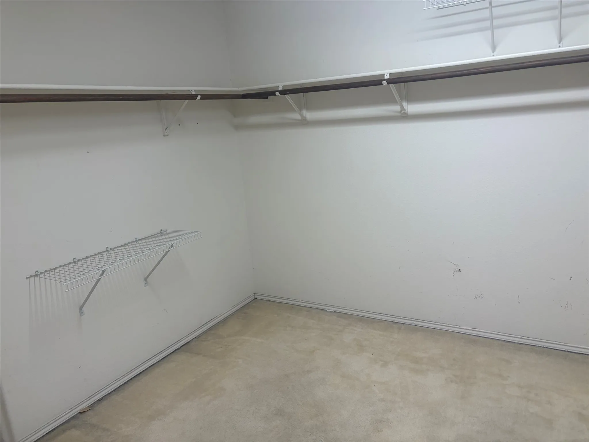 Single Family Residence For Sale in Dallas County , 1229 Longleaf Drive, Cedar Hill, Texas 75104, 5 Bedroom, 3 Bathroom, 2 Garage spaces, 3,648 Sqft, built in 2002, mls#21336575, Real Estate Agent in Cedar Hill, Homes For Sale in Dallas county, Homes For Sale in Cedar Hill, Realtor in Cedar Hill Texas, Real Estate Brokerage Independent Realty Texas, Luminita Cordes Realtor