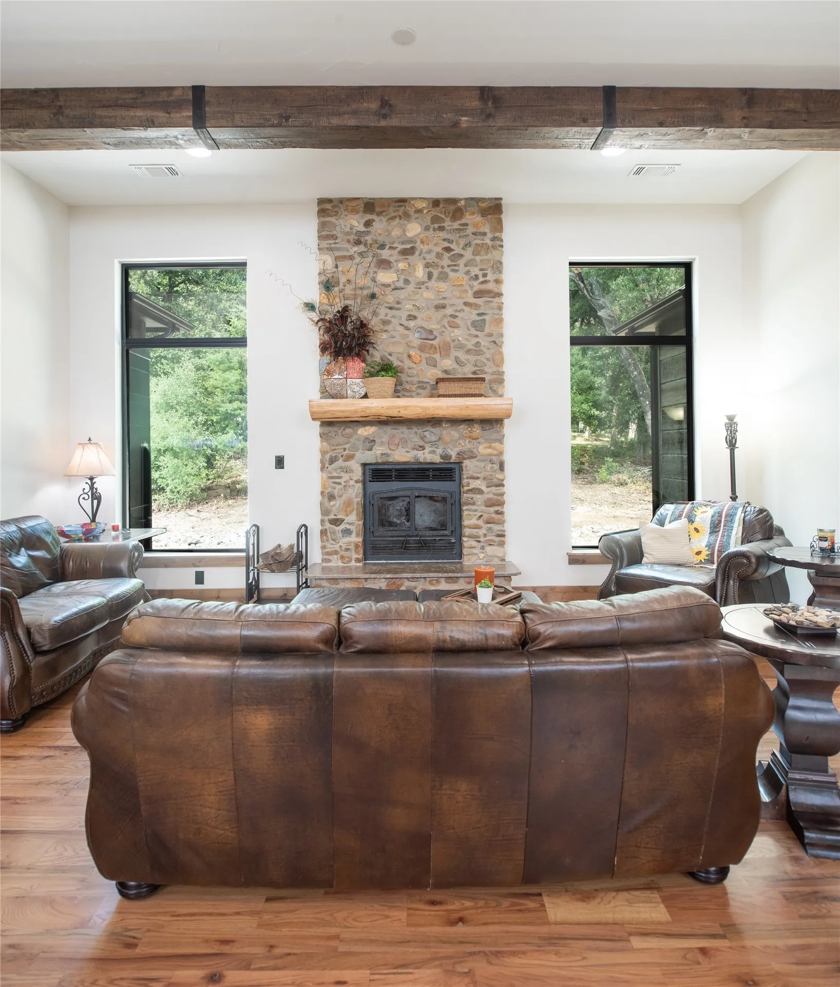 Single Family Residence For Sale in Grayson County , 328 Wolf Front Road, Van Alstyne, Texas 75495, 3 Bedroom, 3 Bathroom, 3 Garage spaces, 4,528 Sqft, built in 2023, mls#21334690, Real Estate Agent in Van Alstyne, Homes For Sale in Grayson county, Homes For Sale in Van Alstyne, Realtor in Van Alstyne Texas, Real Estate Brokerage Independent Realty Texas, Luminita Cordes Realtor