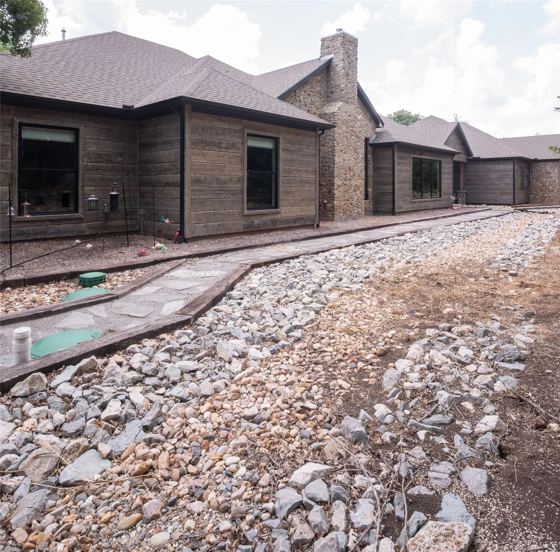 Single Family Residence For Sale in Grayson County , 328 Wolf Front Road, Van Alstyne, Texas 75495, 3 Bedroom, 3 Bathroom, 3 Garage spaces, 4,528 Sqft, built in 2023, mls#21334690, Real Estate Agent in Van Alstyne, Homes For Sale in Grayson county, Homes For Sale in Van Alstyne, Realtor in Van Alstyne Texas, Real Estate Brokerage Independent Realty Texas, Luminita Cordes Realtor