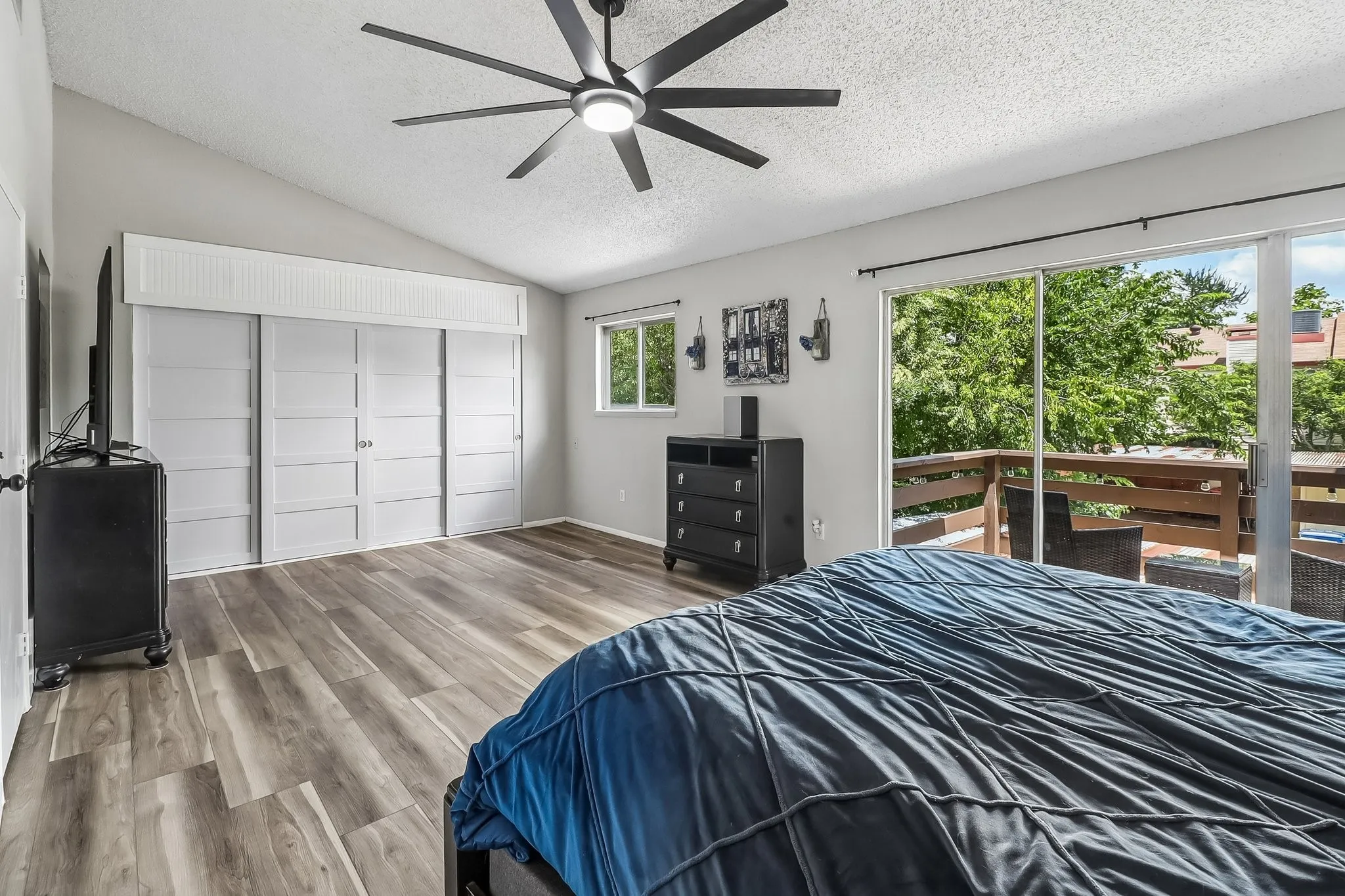 Townhouse For Rent in Dallas County , 2059 Embassy Way, Carrollton, Texas 75006, 3 Bedroom, 3 Bathroom, Garage spaces, 1,514 Sqft, built in 1973, mls#21331504, Real Estate Agent in Carrollton, Homes For Rent in Dallas county, Homes For Rent in Carrollton, Realtor in Carrollton Texas, Real Estate Brokerage Independent Realty Texas, Luminita Cordes Realtor