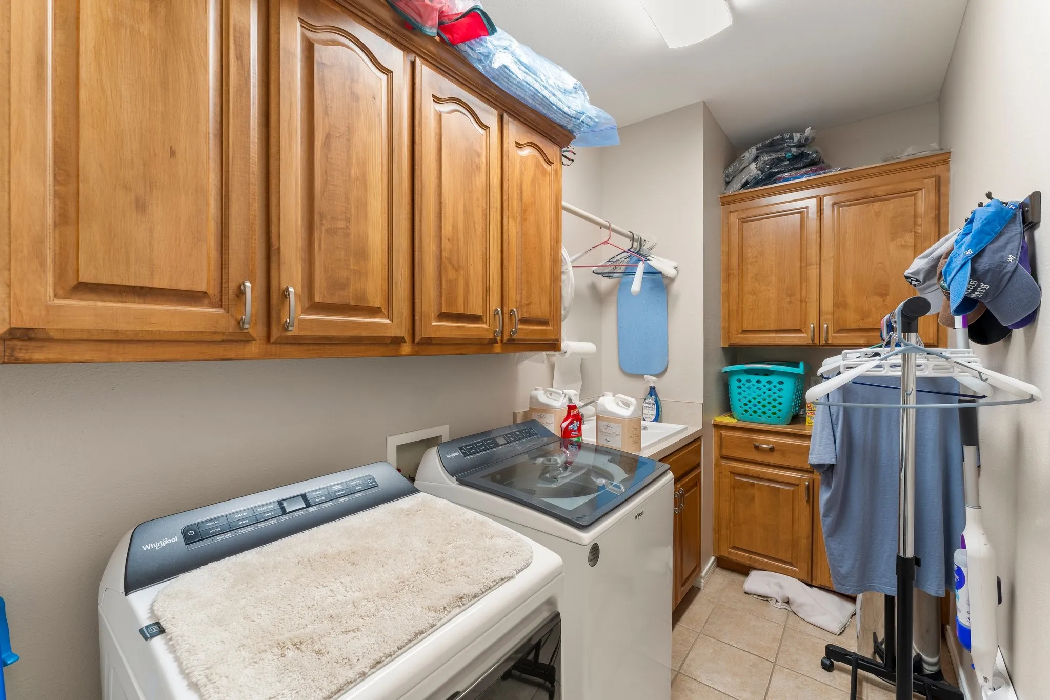 Single Family Residence For Sale in Rains County , 813 Rs County Road 3346, Emory, Texas 75440, 3 Bedroom, 2 Bathroom, 2 Garage spaces, 2,011 Sqft, built in 2005, mls#21336007, Real Estate Agent in Emory, Homes For Sale in Rains county, Homes For Sale in Emory, Realtor in Emory Texas, Real Estate Brokerage Independent Realty Texas, Luminita Cordes Realtor