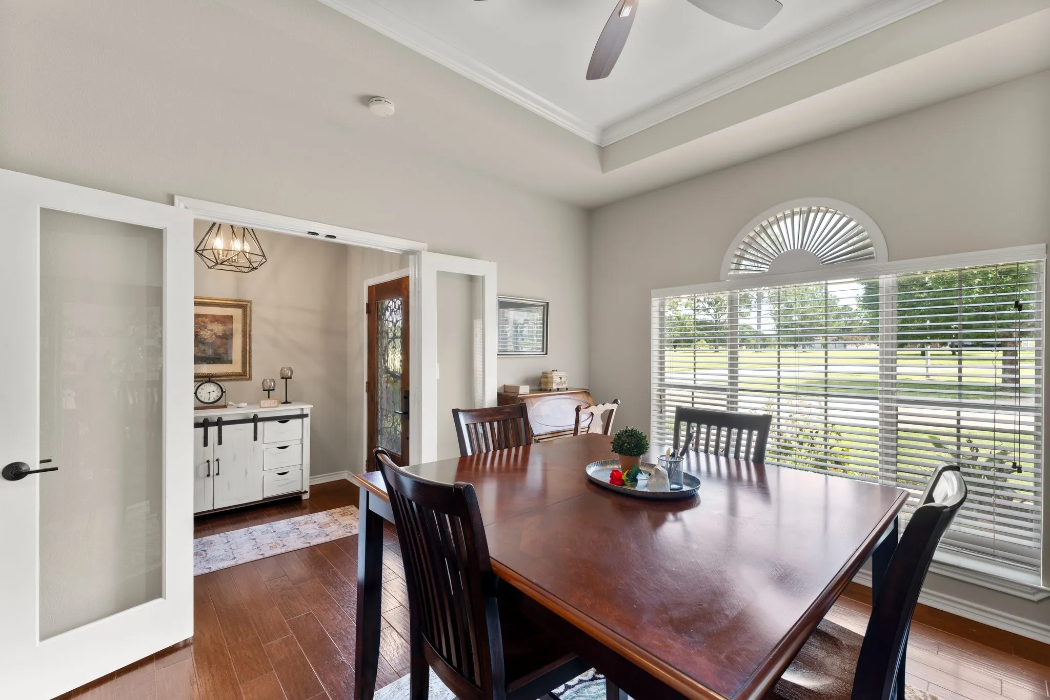 Single Family Residence For Sale in Rains County , 813 Rs County Road 3346, Emory, Texas 75440, 3 Bedroom, 2 Bathroom, 2 Garage spaces, 2,011 Sqft, built in 2005, mls#21336007, Real Estate Agent in Emory, Homes For Sale in Rains county, Homes For Sale in Emory, Realtor in Emory Texas, Real Estate Brokerage Independent Realty Texas, Luminita Cordes Realtor