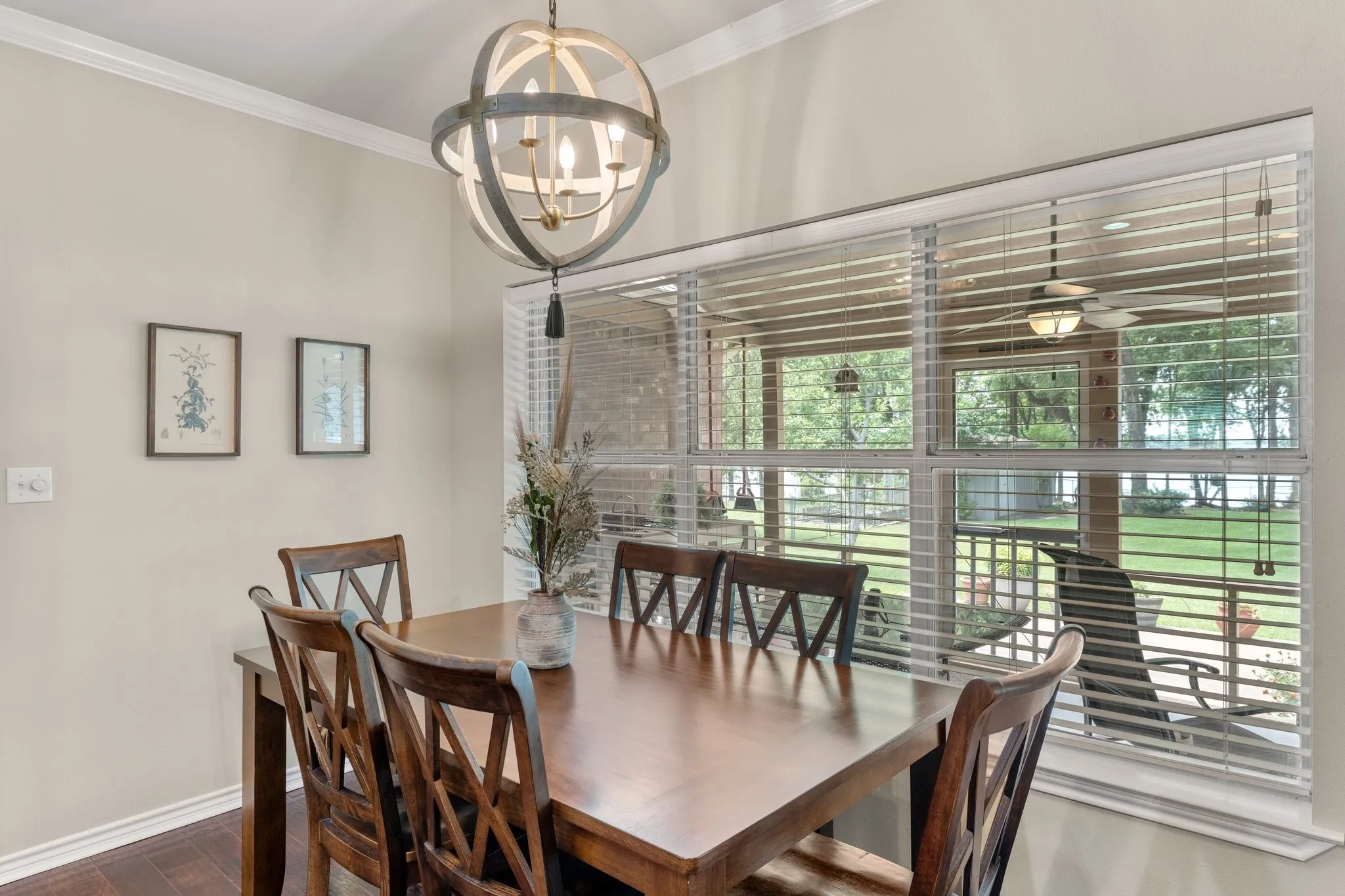 Single Family Residence For Sale in Rains County , 813 Rs County Road 3346, Emory, Texas 75440, 3 Bedroom, 2 Bathroom, 2 Garage spaces, 2,011 Sqft, built in 2005, mls#21336007, Real Estate Agent in Emory, Homes For Sale in Rains county, Homes For Sale in Emory, Realtor in Emory Texas, Real Estate Brokerage Independent Realty Texas, Luminita Cordes Realtor