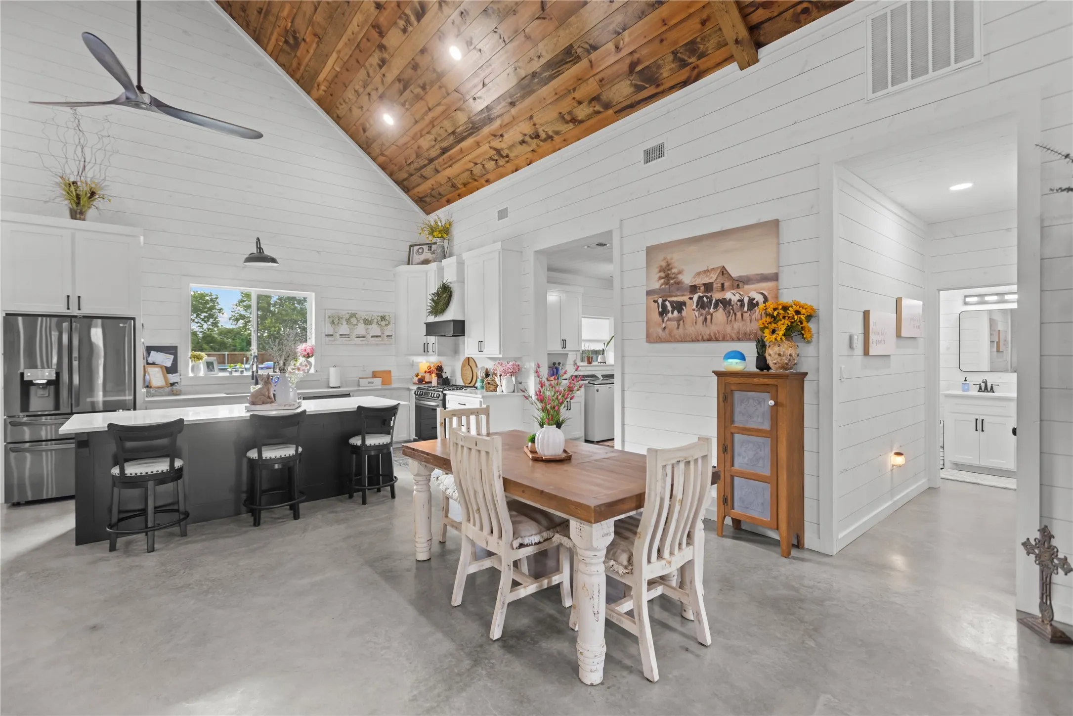 Single Family Residence For Sale in Lamar County , 7122 Farm Road 1499, Sumner, Texas 75486, 3 Bedroom, 3 Bathroom, 2 Garage spaces, 2,712 Sqft, built in 2025, mls#21336060, Real Estate Agent in Sumner, Homes For Sale in Lamar county, Homes For Sale in Sumner, Realtor in Sumner Texas, Real Estate Brokerage Independent Realty Texas, Luminita Cordes Realtor