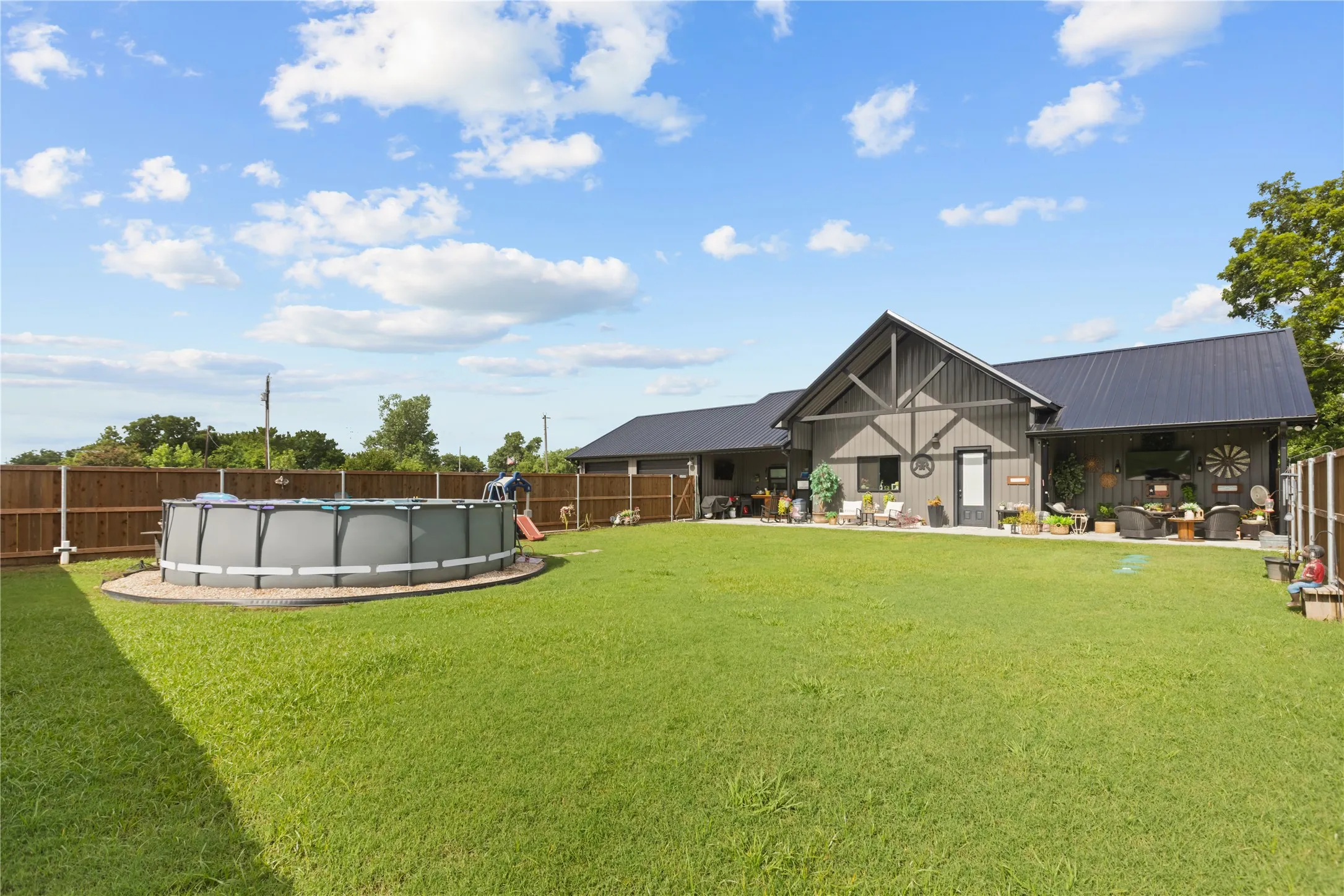 Single Family Residence For Sale in Lamar County , 7122 Farm Road 1499, Sumner, Texas 75486, 3 Bedroom, 3 Bathroom, 2 Garage spaces, 2,712 Sqft, built in 2025, mls#21336060, Real Estate Agent in Sumner, Homes For Sale in Lamar county, Homes For Sale in Sumner, Realtor in Sumner Texas, Real Estate Brokerage Independent Realty Texas, Luminita Cordes Realtor