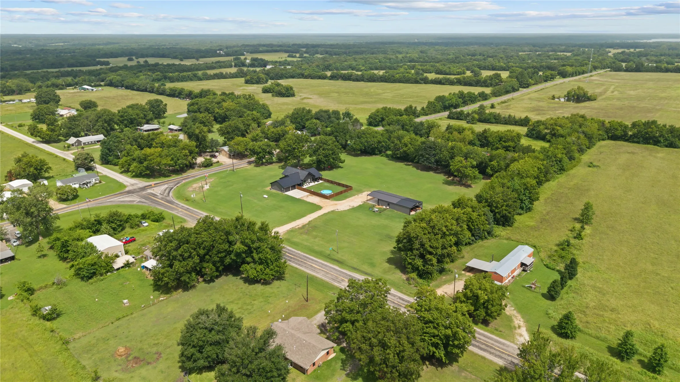 Single Family Residence For Sale in Lamar County , 7122 Farm Road 1499, Sumner, Texas 75486, 3 Bedroom, 3 Bathroom, 2 Garage spaces, 2,712 Sqft, built in 2025, mls#21336060, Real Estate Agent in Sumner, Homes For Sale in Lamar county, Homes For Sale in Sumner, Realtor in Sumner Texas, Real Estate Brokerage Independent Realty Texas, Luminita Cordes Realtor