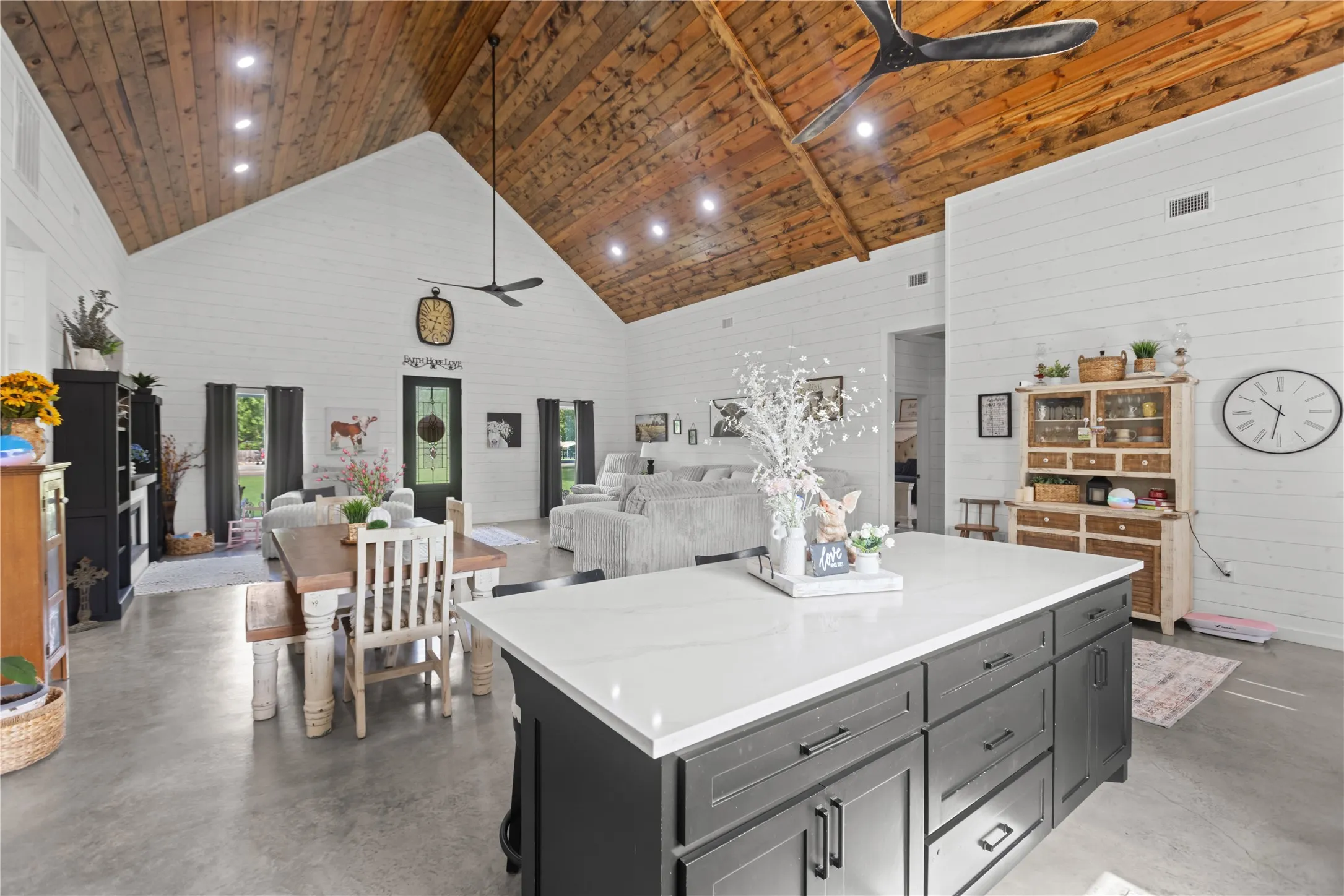 Single Family Residence For Sale in Lamar County , 7122 Farm Road 1499, Sumner, Texas 75486, 3 Bedroom, 3 Bathroom, 2 Garage spaces, 2,712 Sqft, built in 2025, mls#21336060, Real Estate Agent in Sumner, Homes For Sale in Lamar county, Homes For Sale in Sumner, Realtor in Sumner Texas, Real Estate Brokerage Independent Realty Texas, Luminita Cordes Realtor