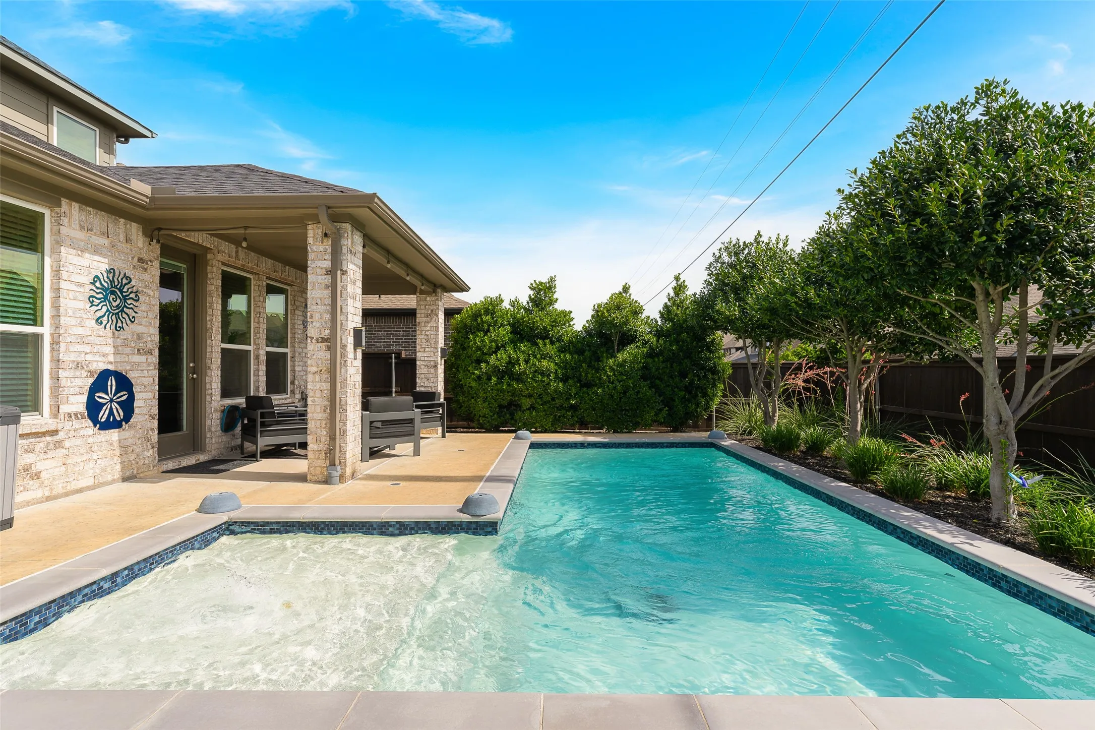 Single Family Residence For Sale in Collin County , 5825 Liberty Hill Drive, Mc Kinney, Texas 75070, 3 Bedroom, 3 Bathroom, 2 Garage spaces, 2,244 Sqft, built in 2019, mls#21335909, Real Estate Agent in Mc Kinney, Homes For Sale in Collin county, Homes For Sale in Mc Kinney, Realtor in Mc Kinney Texas, Real Estate Brokerage Independent Realty Texas, Luminita Cordes Realtor