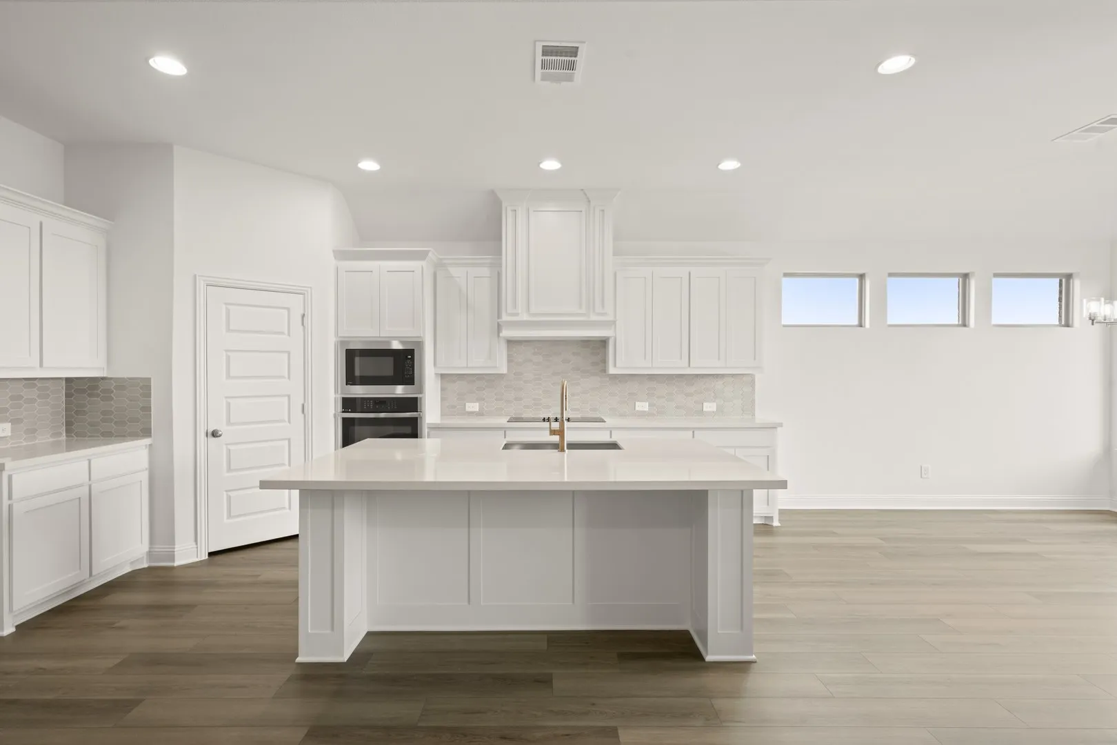 117 Trinity- Kitchen-2