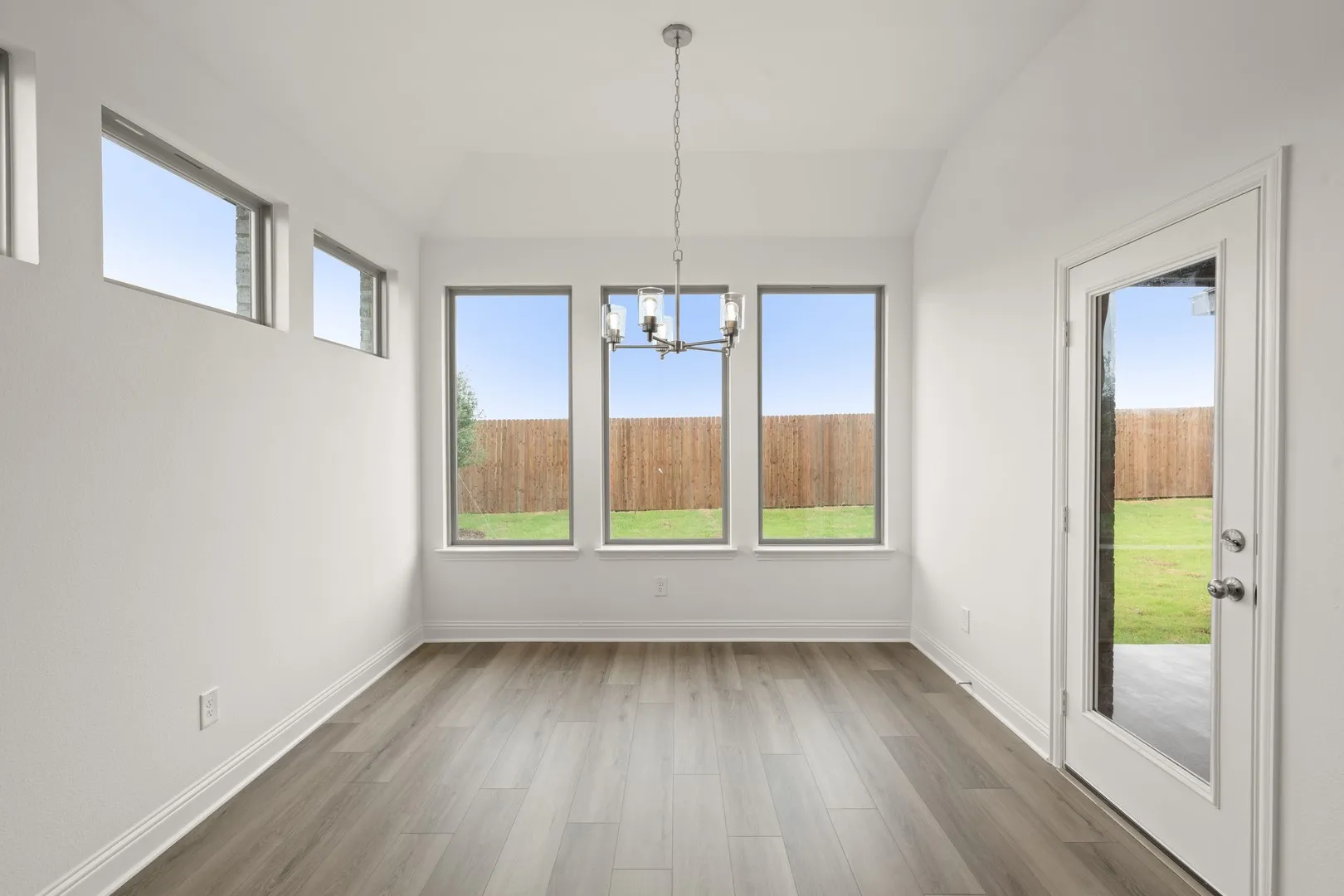 117 Trinity- Dining-1