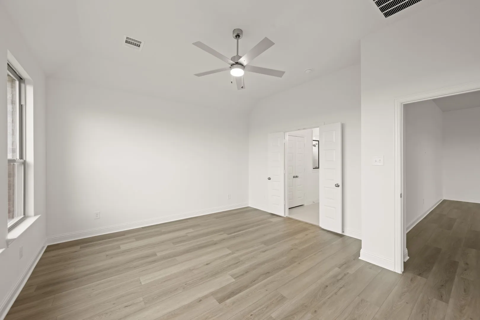 117 Trinity- Primary Suite-2