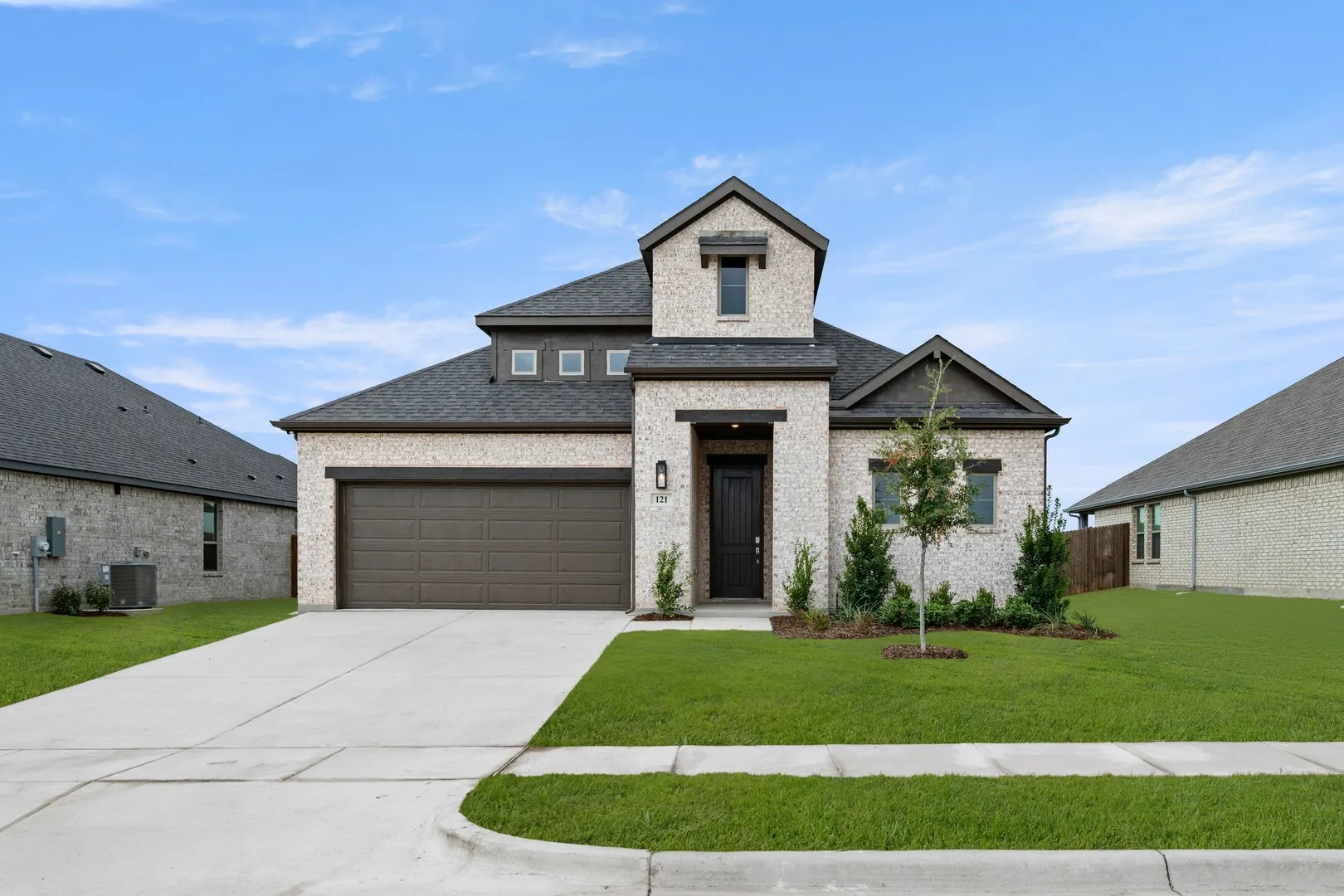 Single Family Residence For Sale in Johnson County , 121 Trinity Street, Grandview, Texas 76050, 4 Bedroom, 2 Bathroom, 2 Garage spaces, 1,902 Sqft, built in 2026, mls#21336482, Real Estate Agent in Grandview, Homes For Sale in Johnson county, Homes For Sale in Grandview, Realtor in Grandview Texas, Real Estate Brokerage Independent Realty Texas, Luminita Cordes Realtor