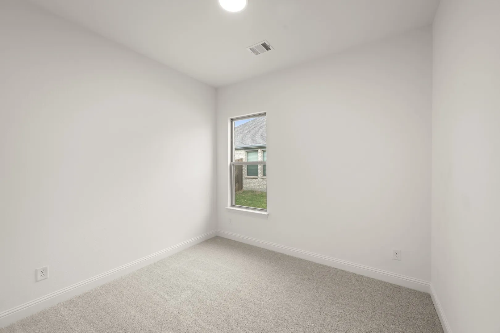 121 Trinity- Bedroom-2