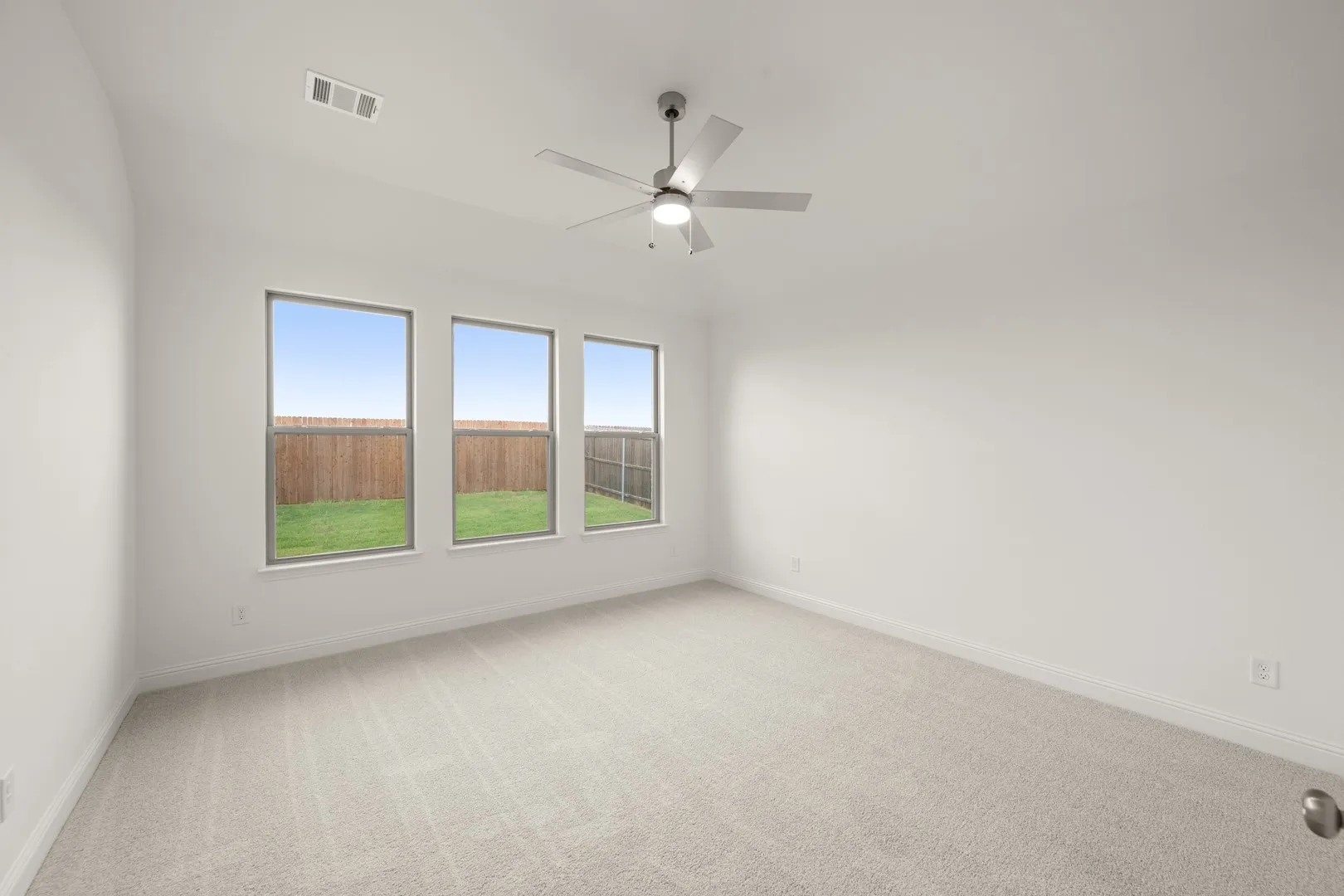 121 Trinity- Primary Suite-1
