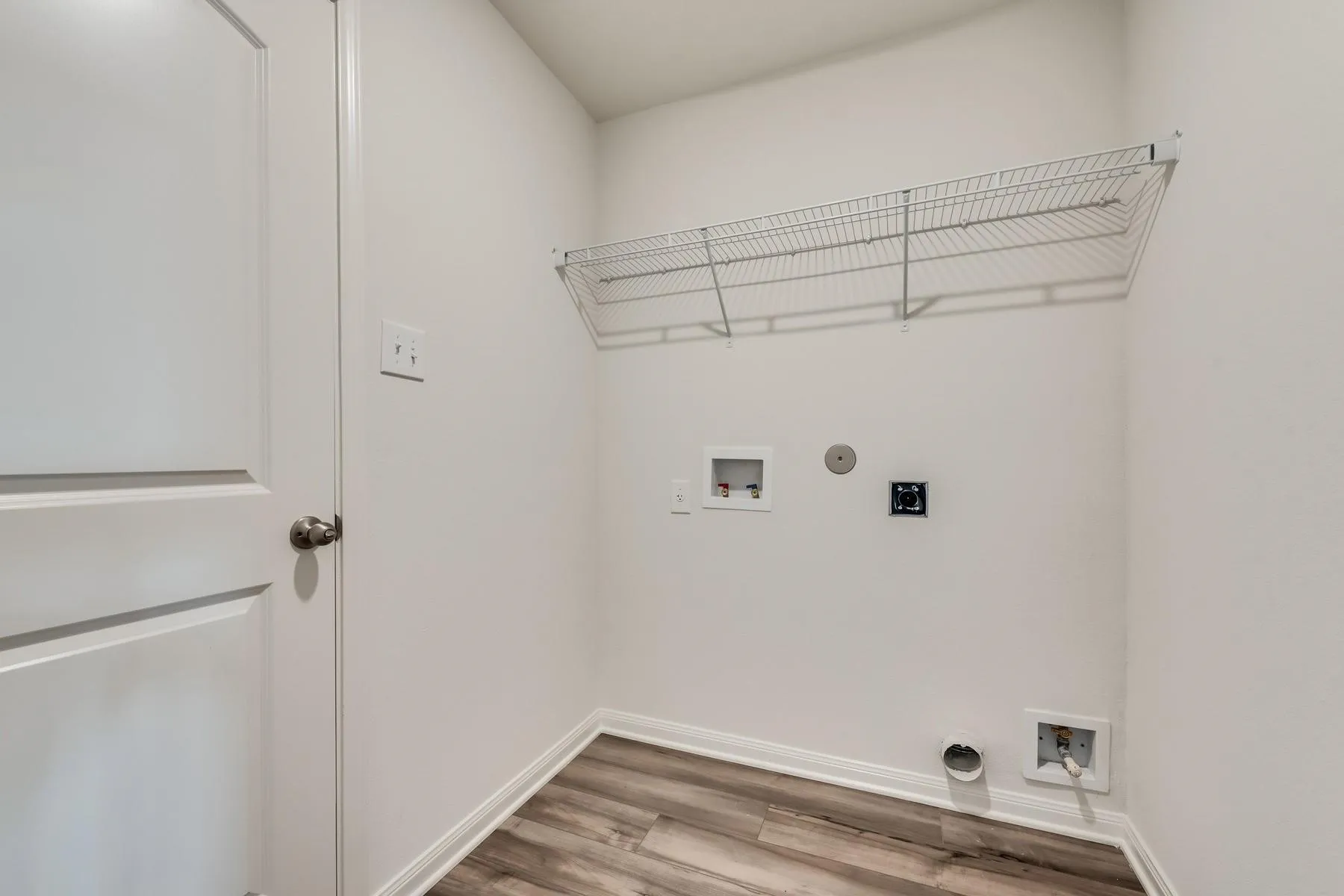 Single Family Residence For Sale in Ellis County , 303 Tidwell Drive, Ferris, Texas 75125, 3 Bedrooms, 2 Bathrooms, 2 Garage spaces, 1,379 Sqft, built in 2023, Price $250,000, mls#21331145, Real Estate Agent in Ferris, Homes For Sale in Ellis county, Homes For Sale in Ferris, Realtor in Ferris Texas, Real Estate Brokerage Independent Realty Texas, Luminita Cordes Realtor