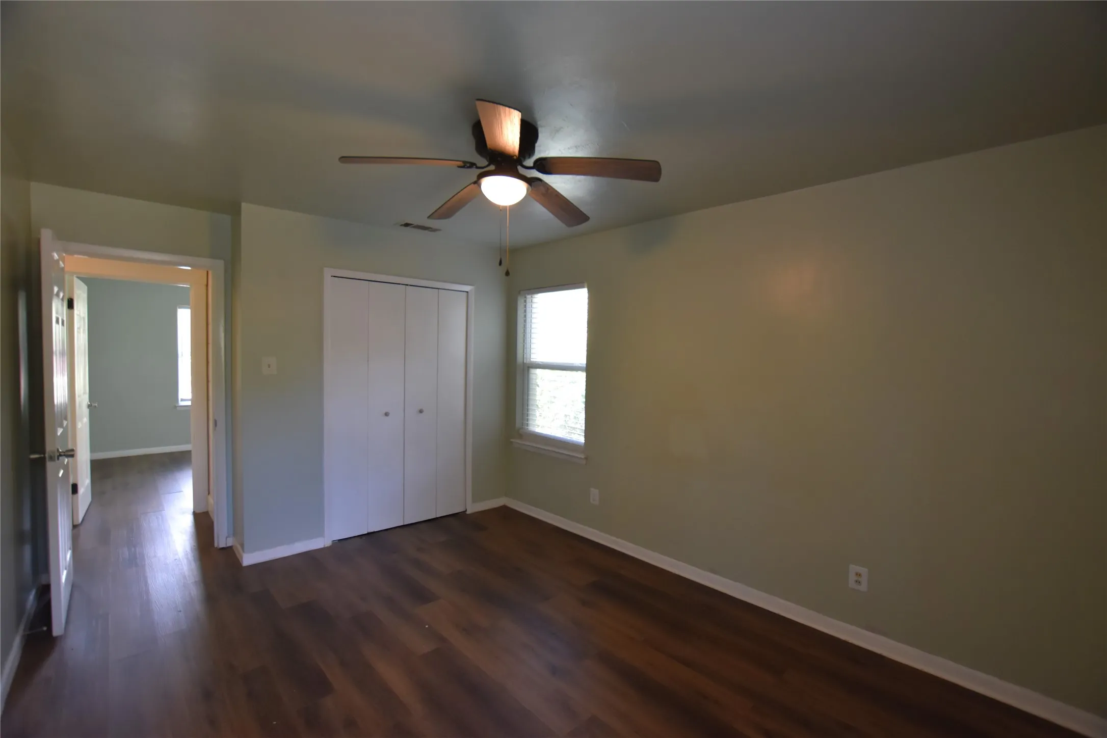 Single Family Residence For Sale in Dallas County , 1718 Summit Street, Mesquite, Texas 75149, 3 Bedroom, 2 Bathroom, 1 Garage spaces, 1,216 Sqft, built in 1959, mls#21336418, Real Estate Agent in Mesquite, Homes For Sale in Dallas county, Homes For Sale in Mesquite, Realtor in Mesquite Texas, Real Estate Brokerage Independent Realty Texas, Luminita Cordes Realtor